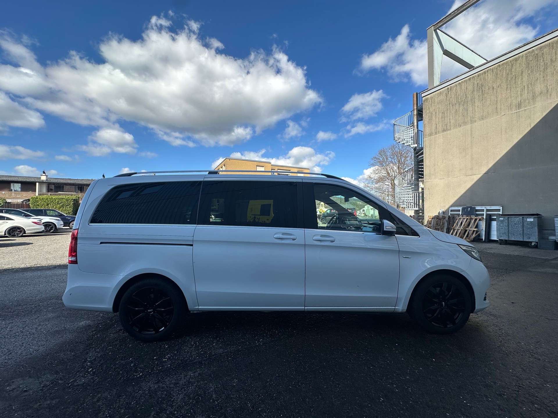 MERCEDES-BENZ V 250 BlueTEC Edition 1 lang 7G-Tronic-image-4