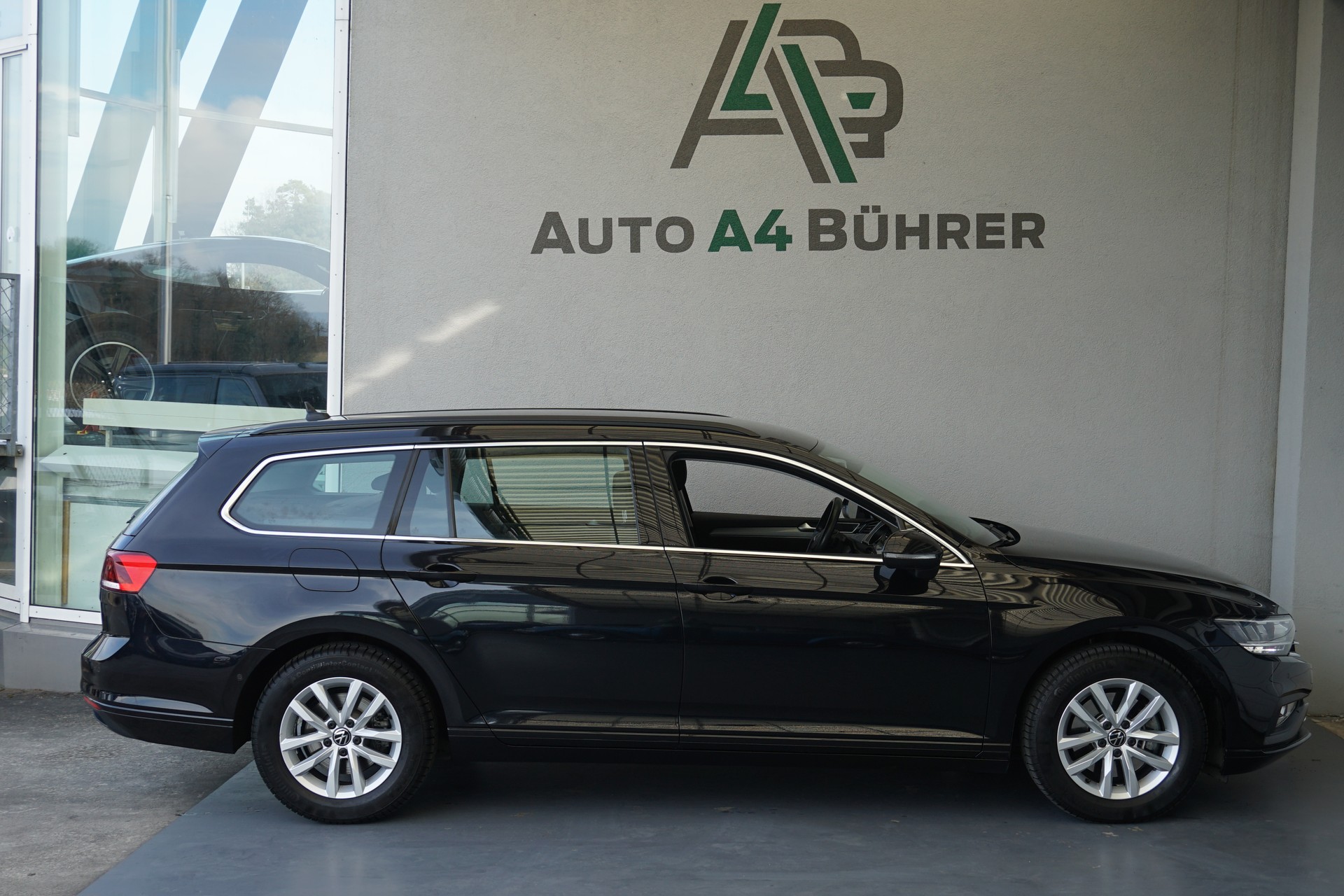 VW Passat Variant 2.0 TDI Business 150PS DSG-Automat "aus erster Hand+CH-Auto"-image-4