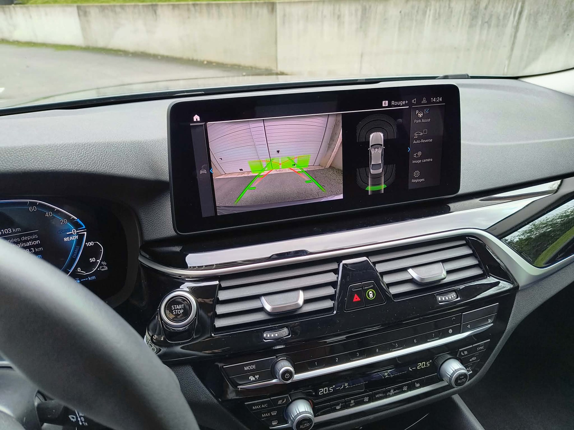 BMW 530e xDrive Luxury Line Steptronic-image-7