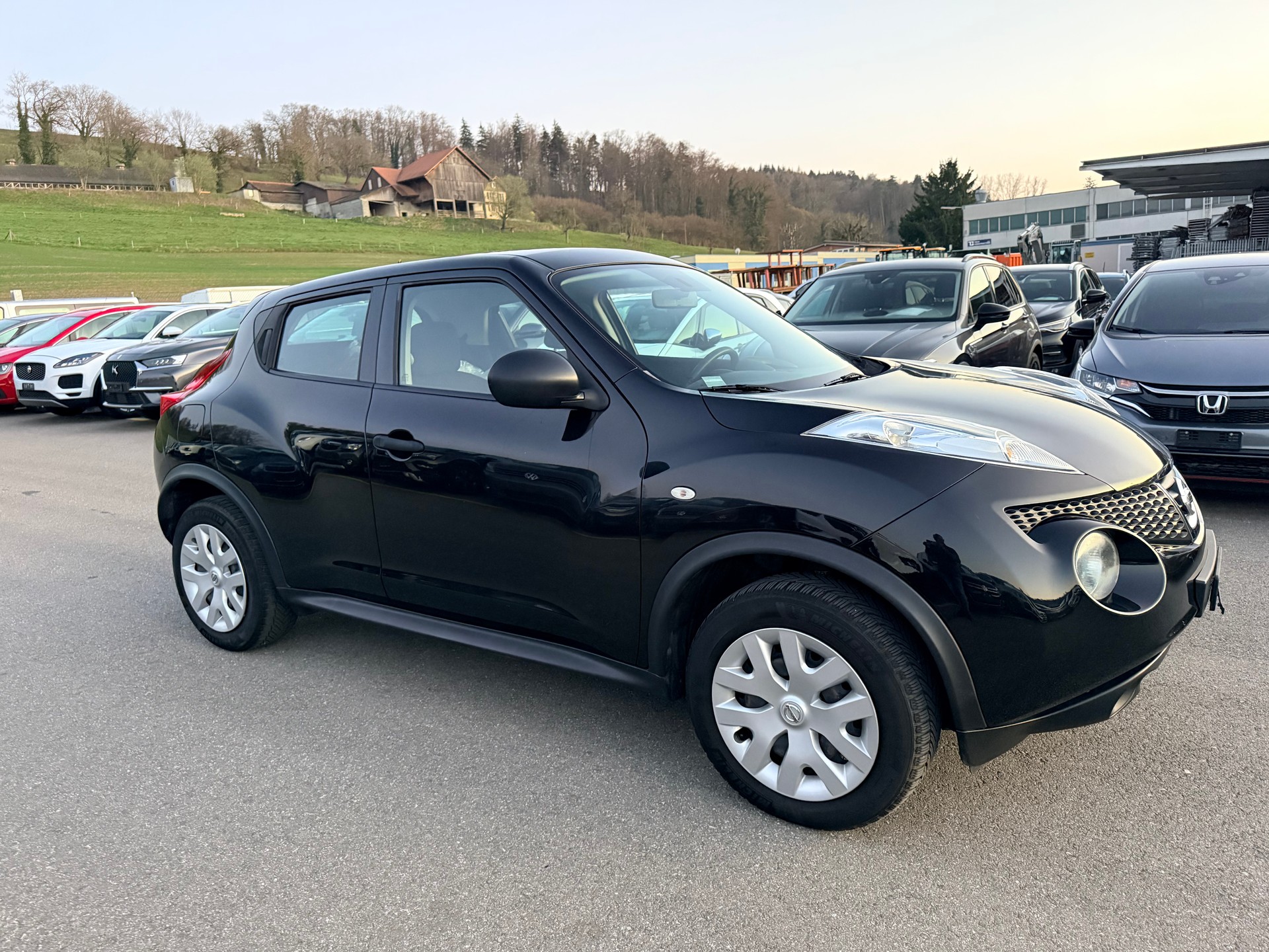 NISSAN Juke 1.6 acenta-image-1