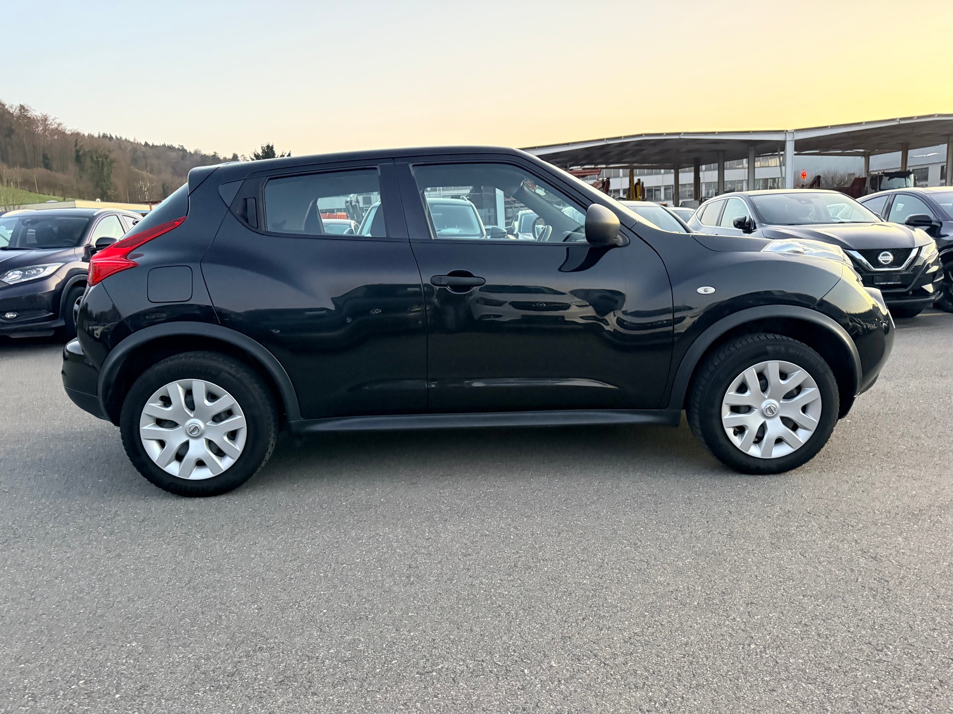 NISSAN Juke 1.6 acenta-image-0