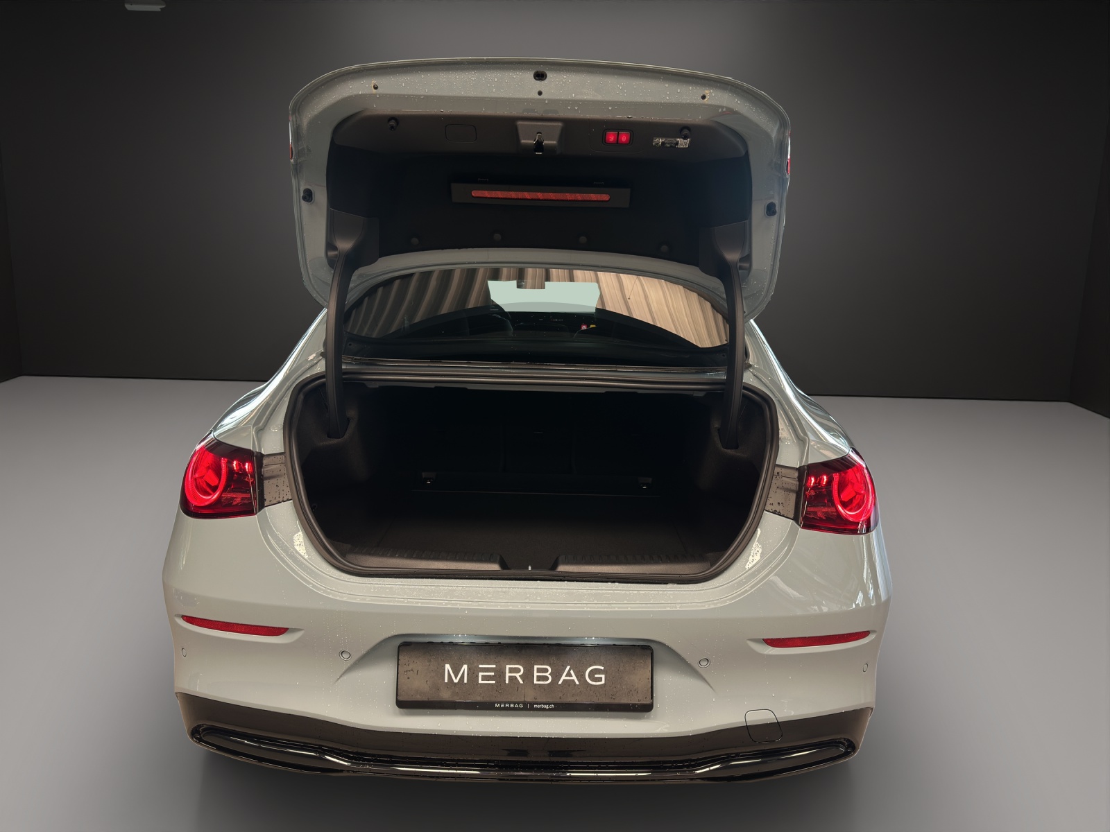 MERCEDES-BENZ CLA 220 8G-DCT 4Matic-image-6