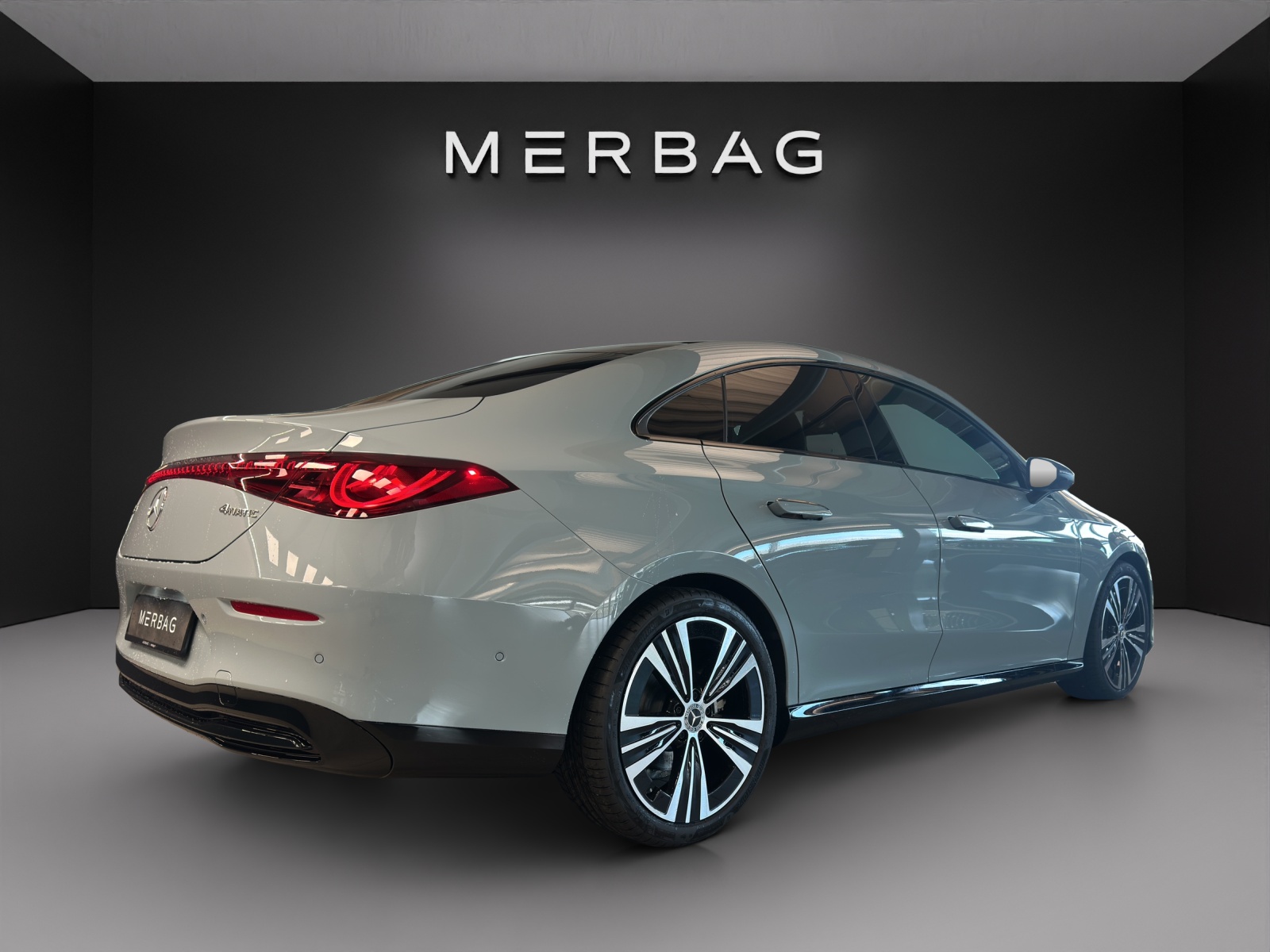 MERCEDES-BENZ CLA 220 8G-DCT 4Matic-image-5