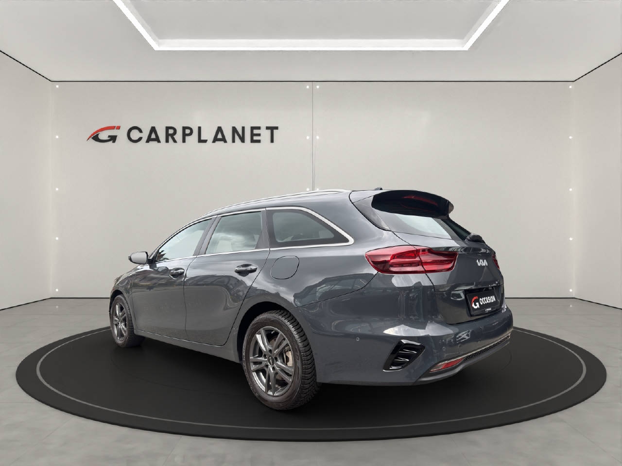 KIA Ceed SW 1.5 T-GDi Power-showroom-element-2