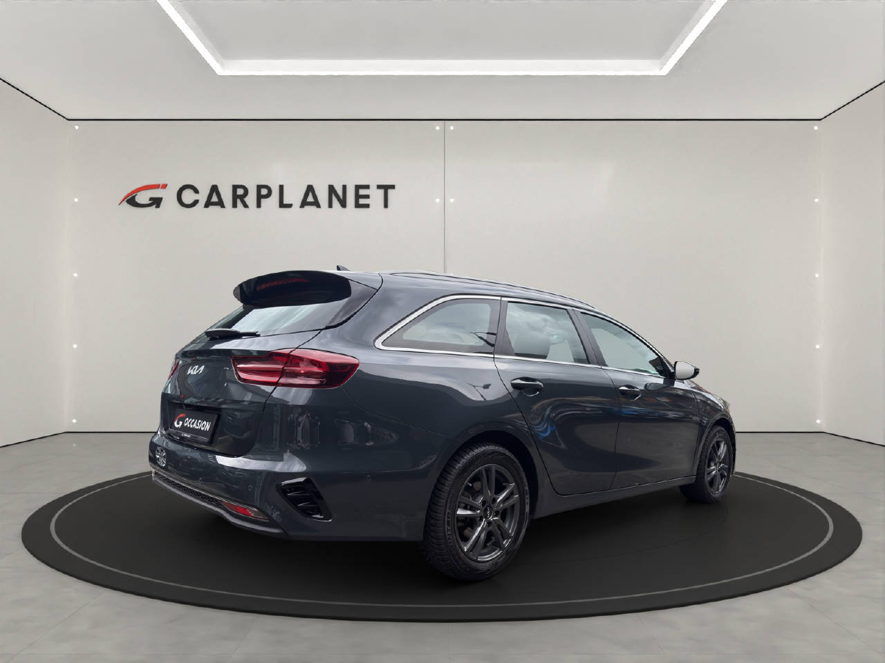 KIA Ceed SW 1.5 T-GDi Power-showroom-element-3