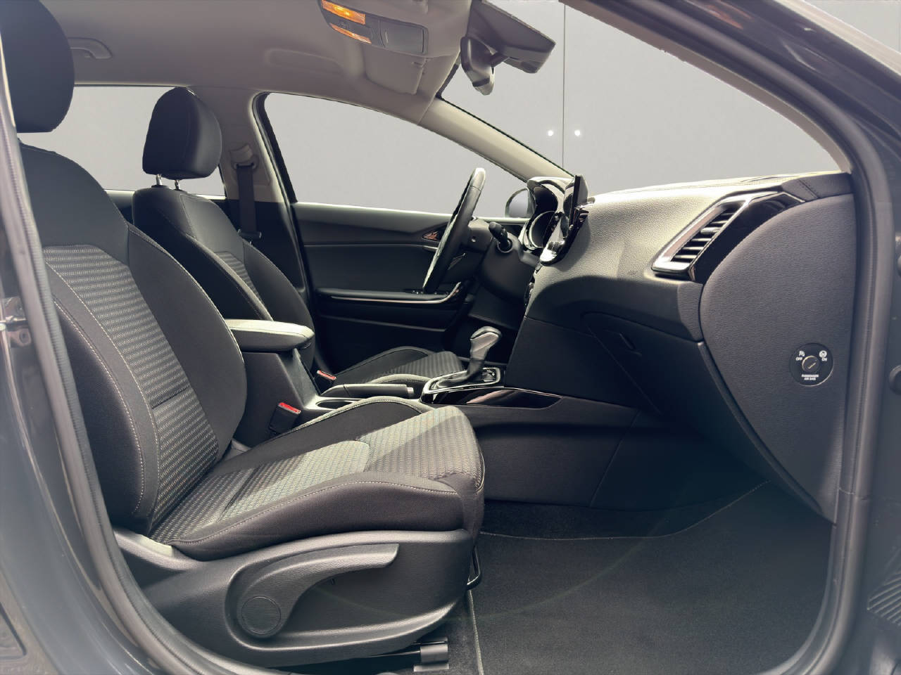 KIA Ceed SW 1.5 T-GDi Power-image-9