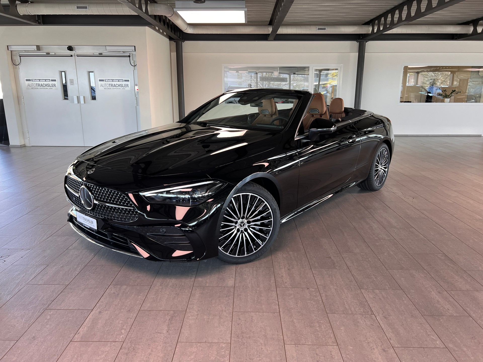 MERCEDES-BENZ CLE 200 Cabrio 4Matic 9G-Tronic-image-1