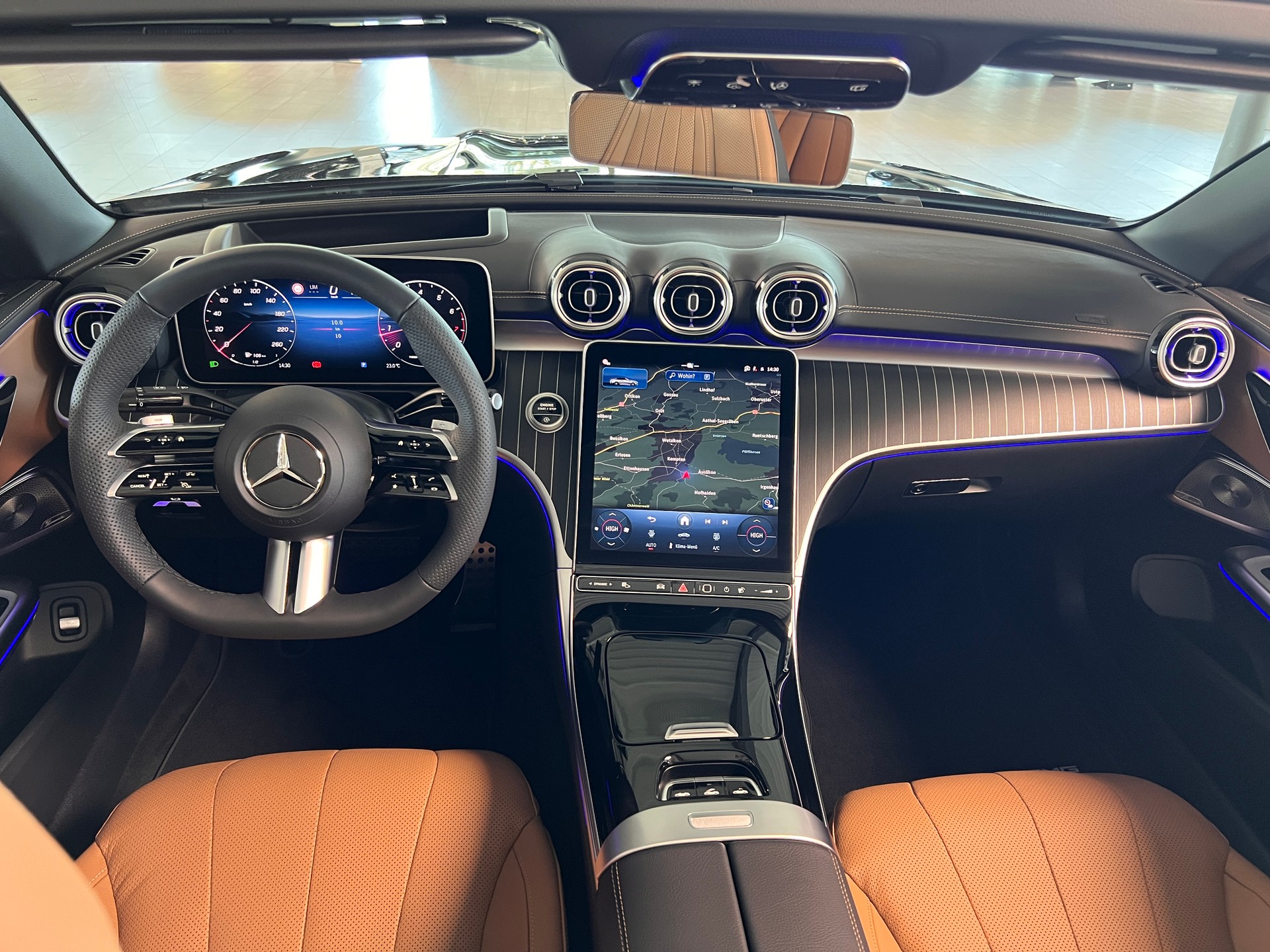 MERCEDES-BENZ CLE 200 Cabrio 4Matic 9G-Tronic-image-13