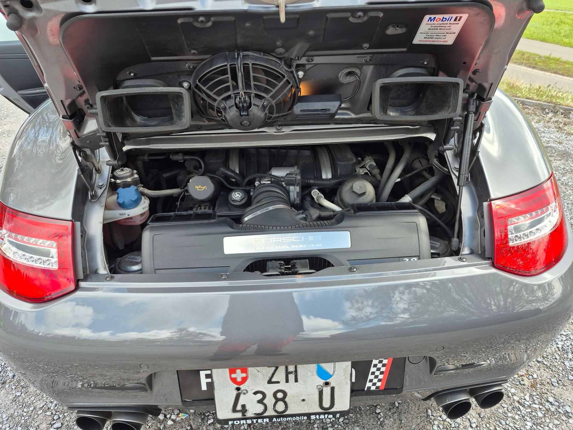 PORSCHE 911 Carrera 4S PDK-image-9