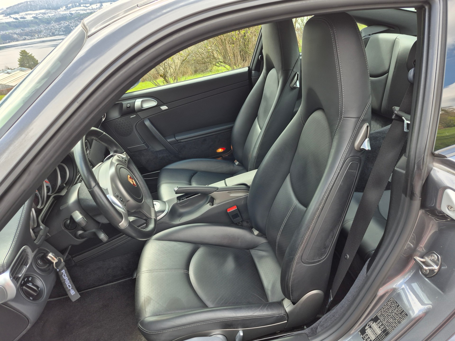 PORSCHE 911 Carrera 4S PDK-image-7