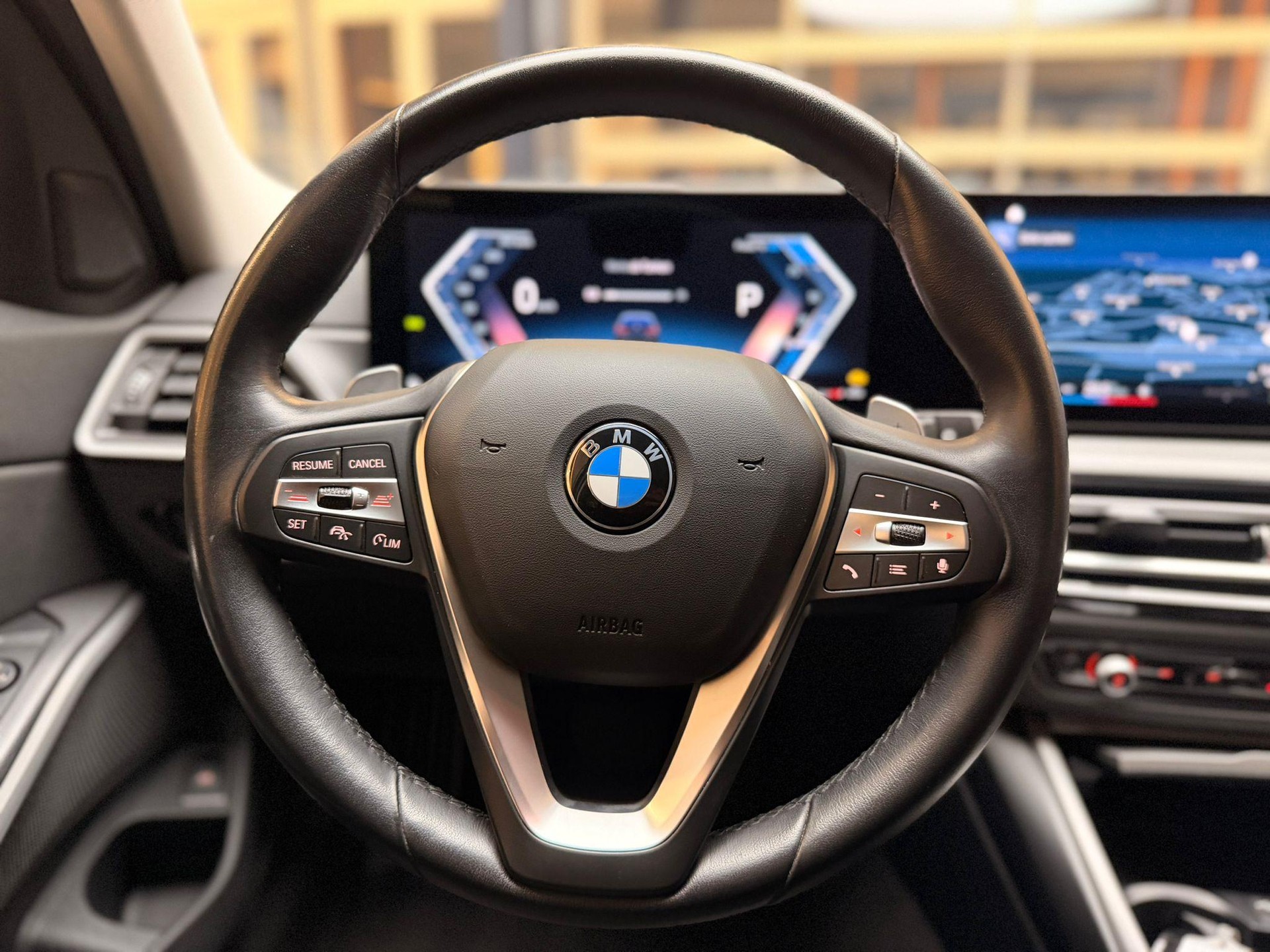 BMW 320d SAG Touring-image-12
