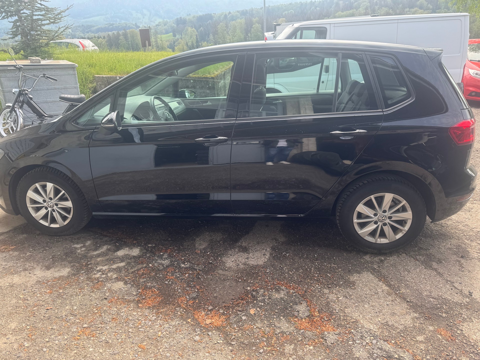 VW Golf Sportsvan 1.6 TDI Lounge DSG-image-10