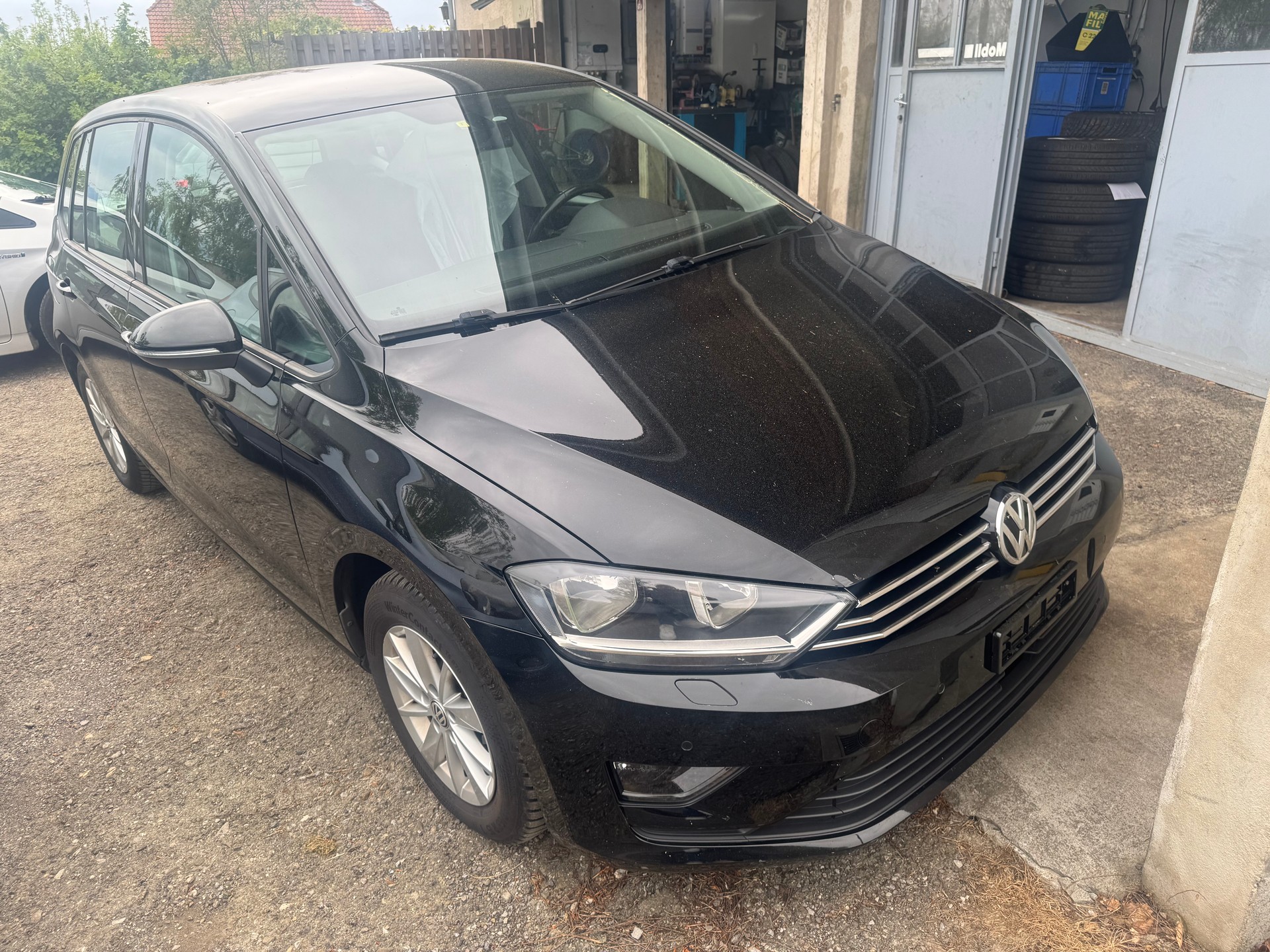 VW Golf Sportsvan 1.6 TDI Lounge DSG-image-1