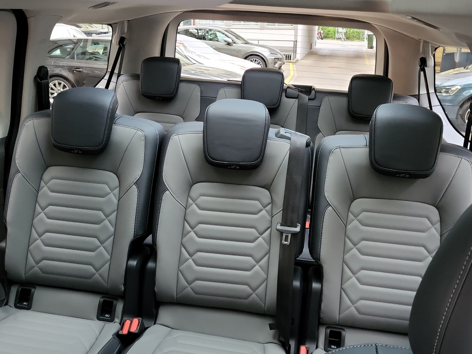 VW Caravelle Style 170PS DSG 4Motion-image-22