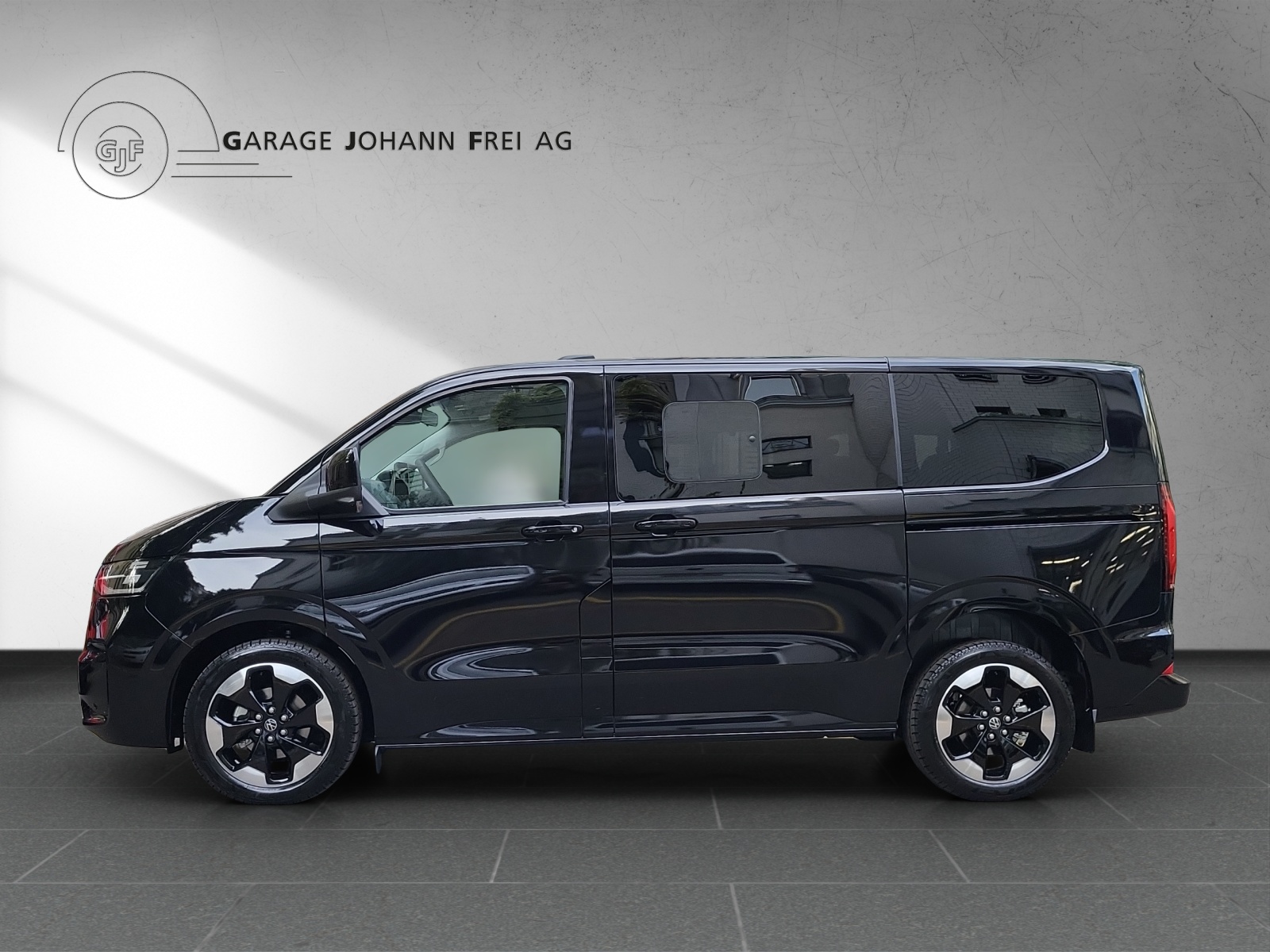 VW Caravelle Style 170PS DSG 4Motion-image-1