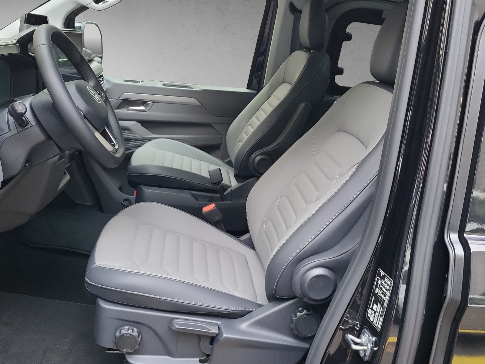 VW Caravelle Style 170PS DSG 4Motion-image-8