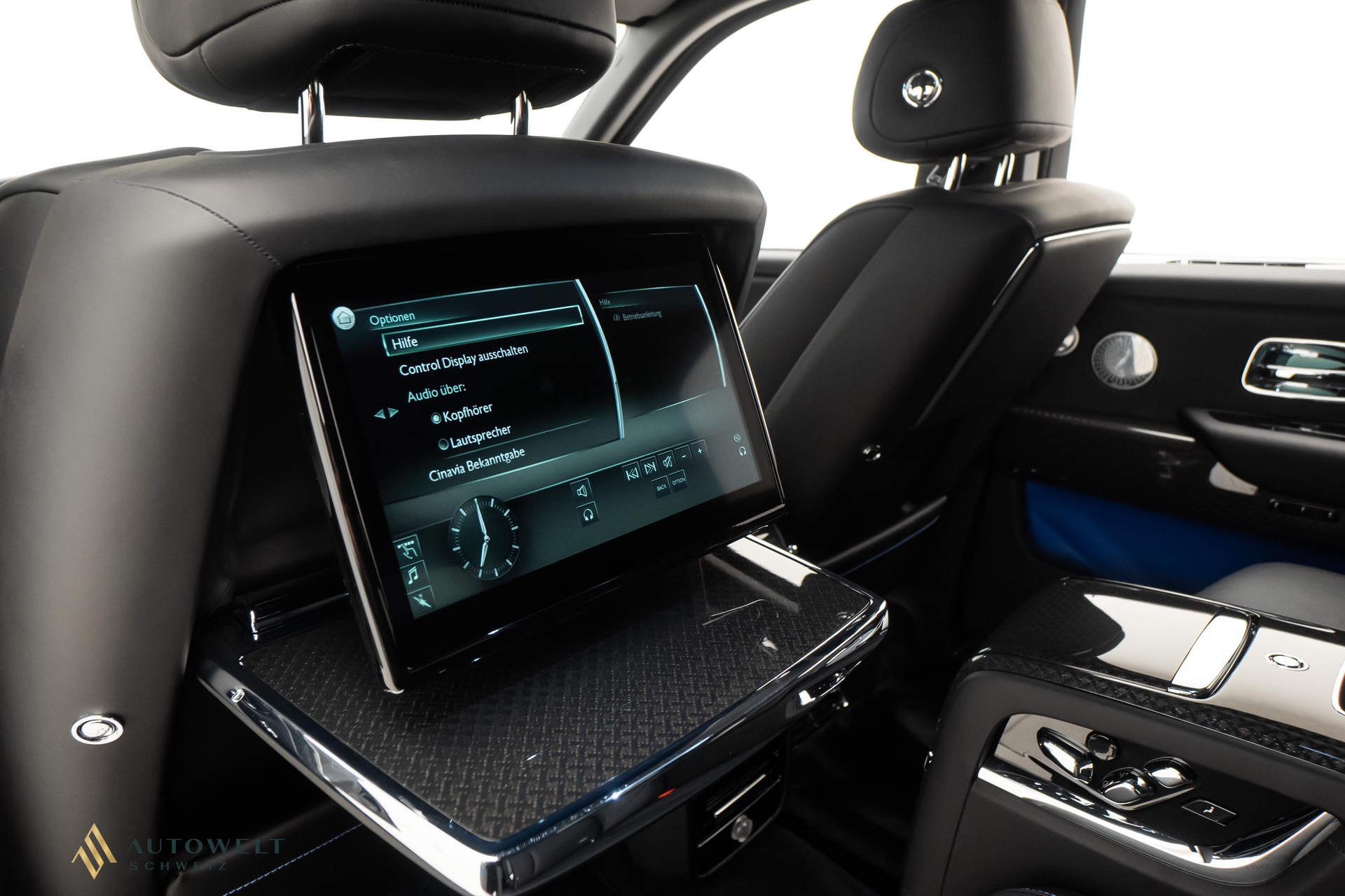 ROLLS-ROYCE Cullinan 6.7 V12 Black Badge-image-12