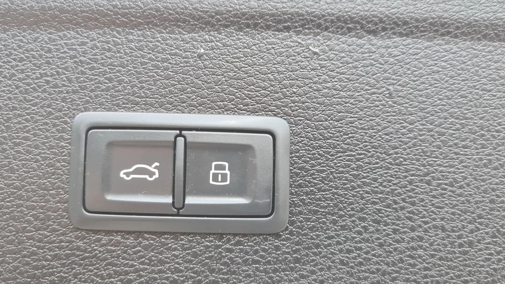 AUDI Q5 40 TDI advanced quattro S-tronic ** S-Line Modell ** Teil-Leder ** Gr-Navi ** RF-Kamera 360° ** Sitzmemory ** Standheizung **-image-7