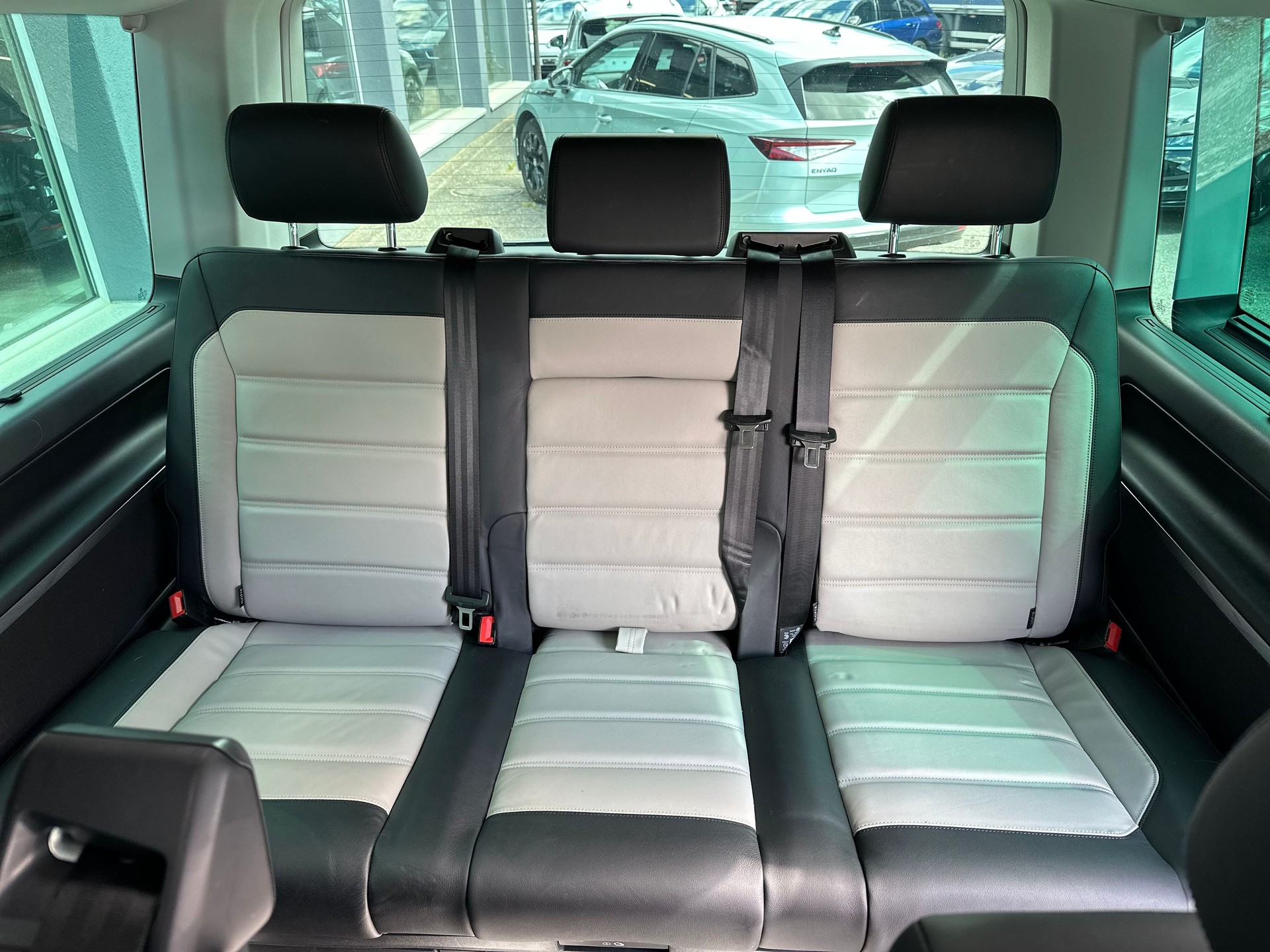 VW T6.1 Multivan 2.0 Bi-TDI Highline Liberty 4Mot. DSG-image-8