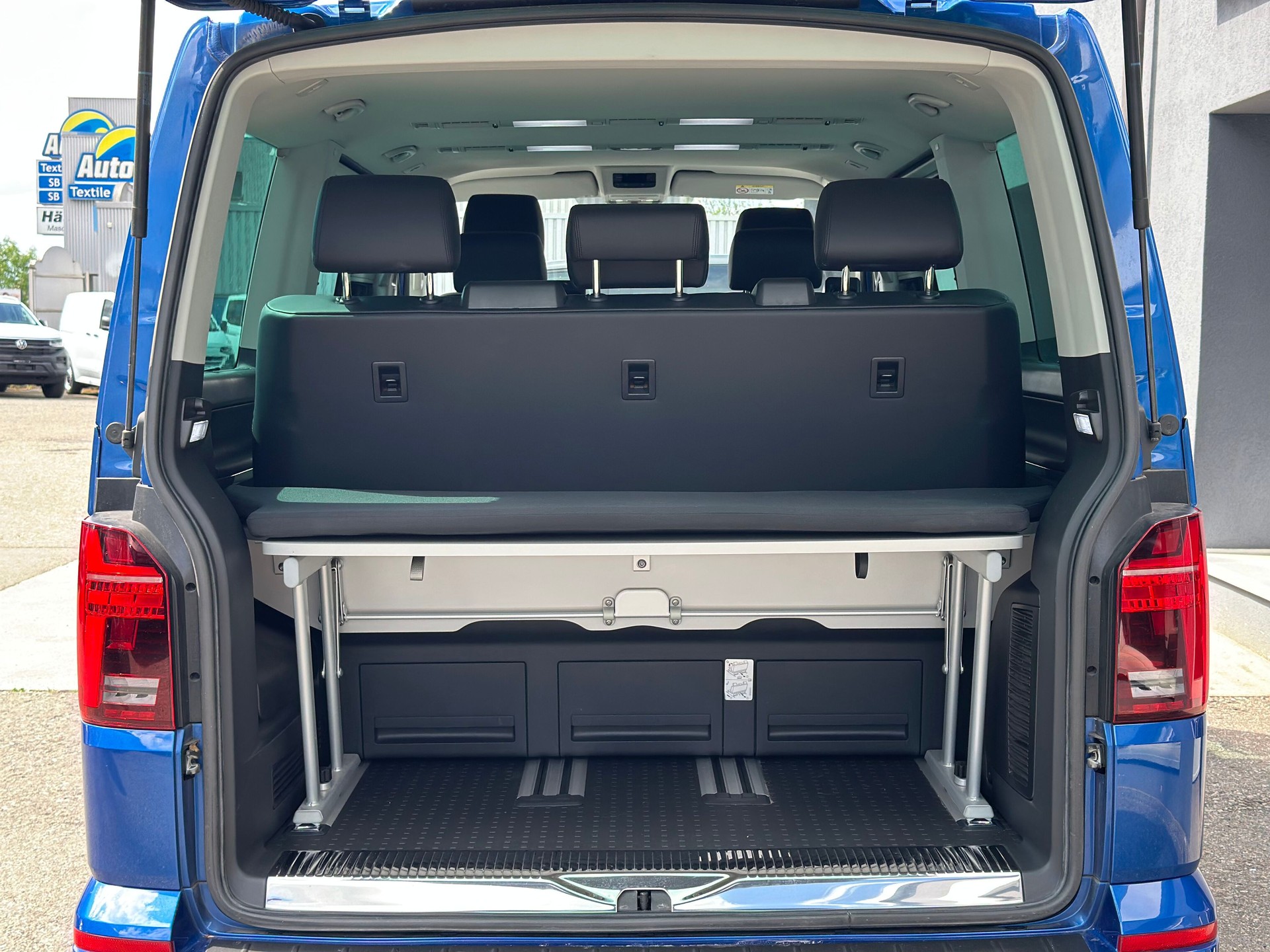VW T6.1 Multivan 2.0 Bi-TDI Highline Liberty 4Mot. DSG-image-10