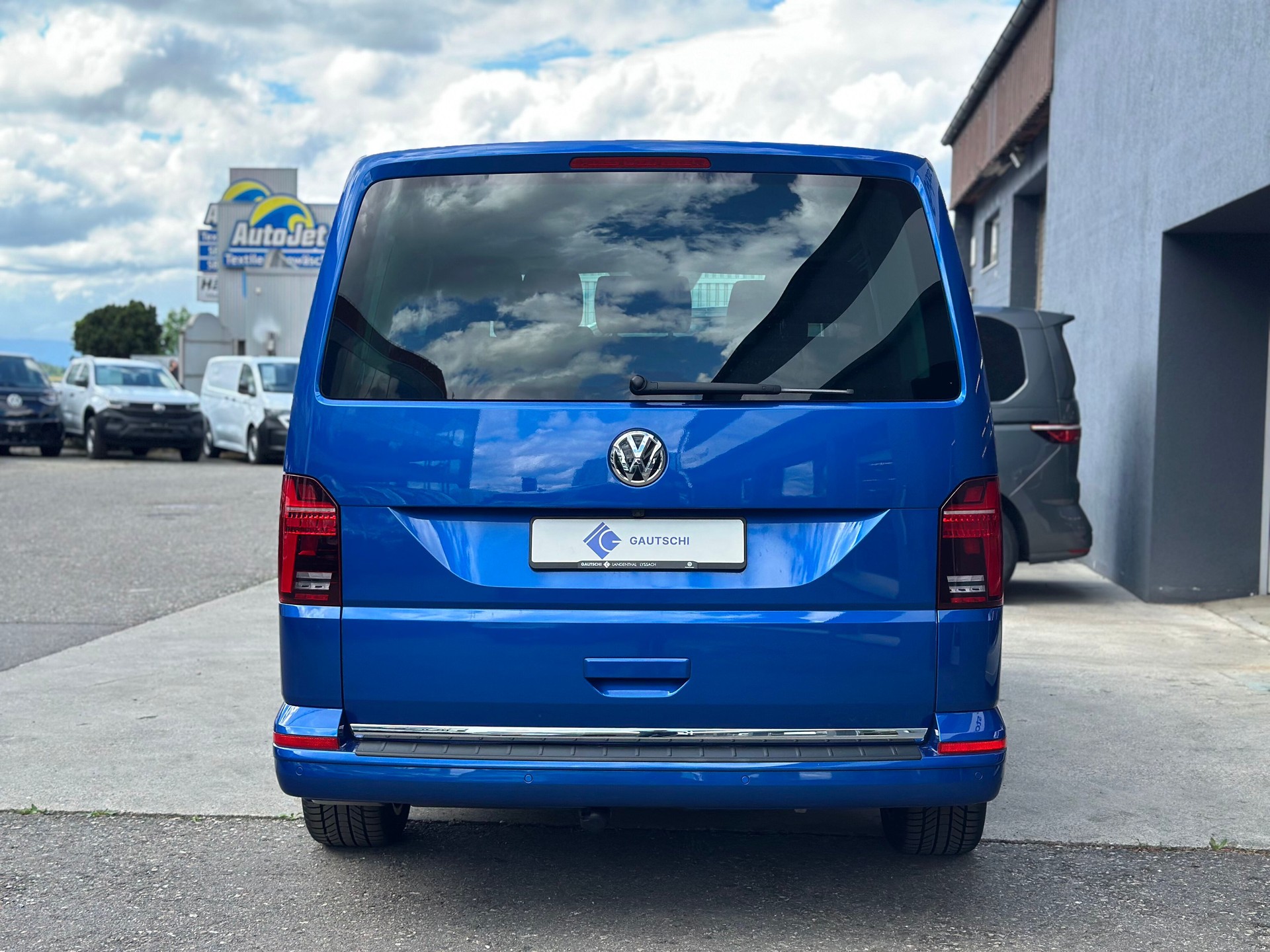 VW T6.1 Multivan 2.0 Bi-TDI Highline Liberty 4Mot. DSG-image-3