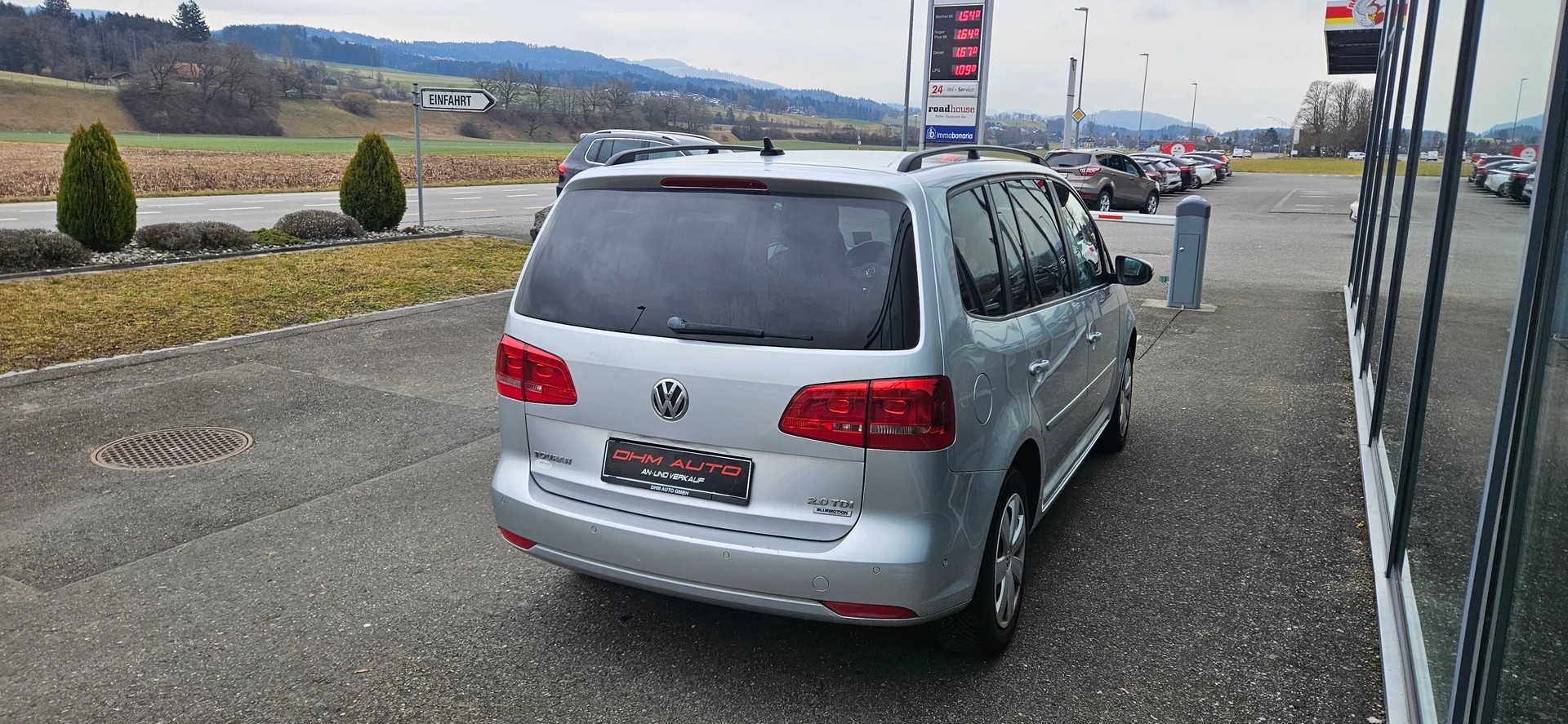 VW Touran 2.0 TDI BlueMotion Technology Highline DSG-image-6