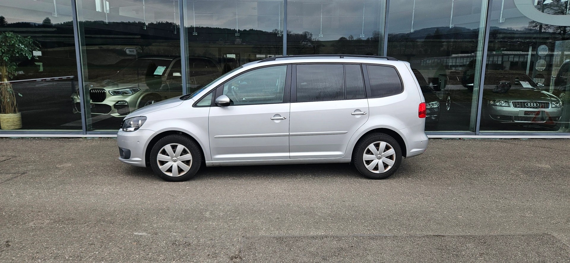 VW Touran 2.0 TDI BlueMotion Technology Highline DSG