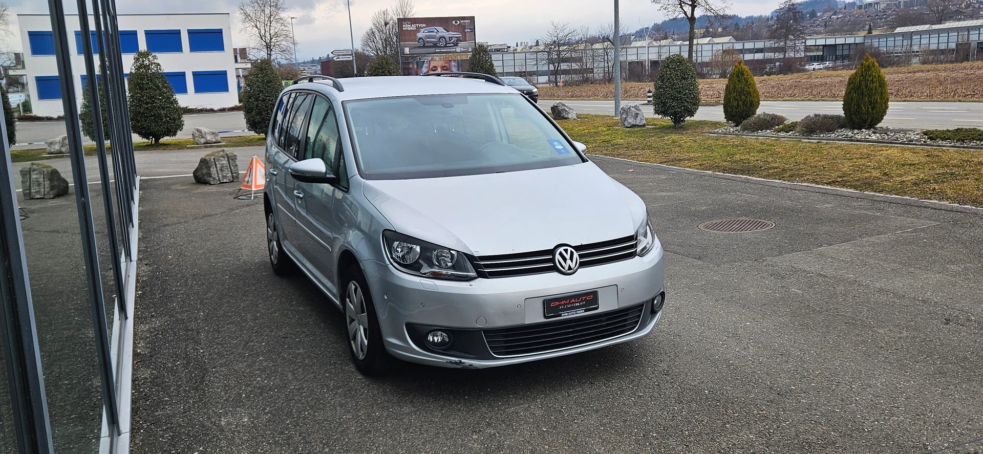 VW Touran 2.0 TDI BlueMotion Technology Highline DSG-image-3