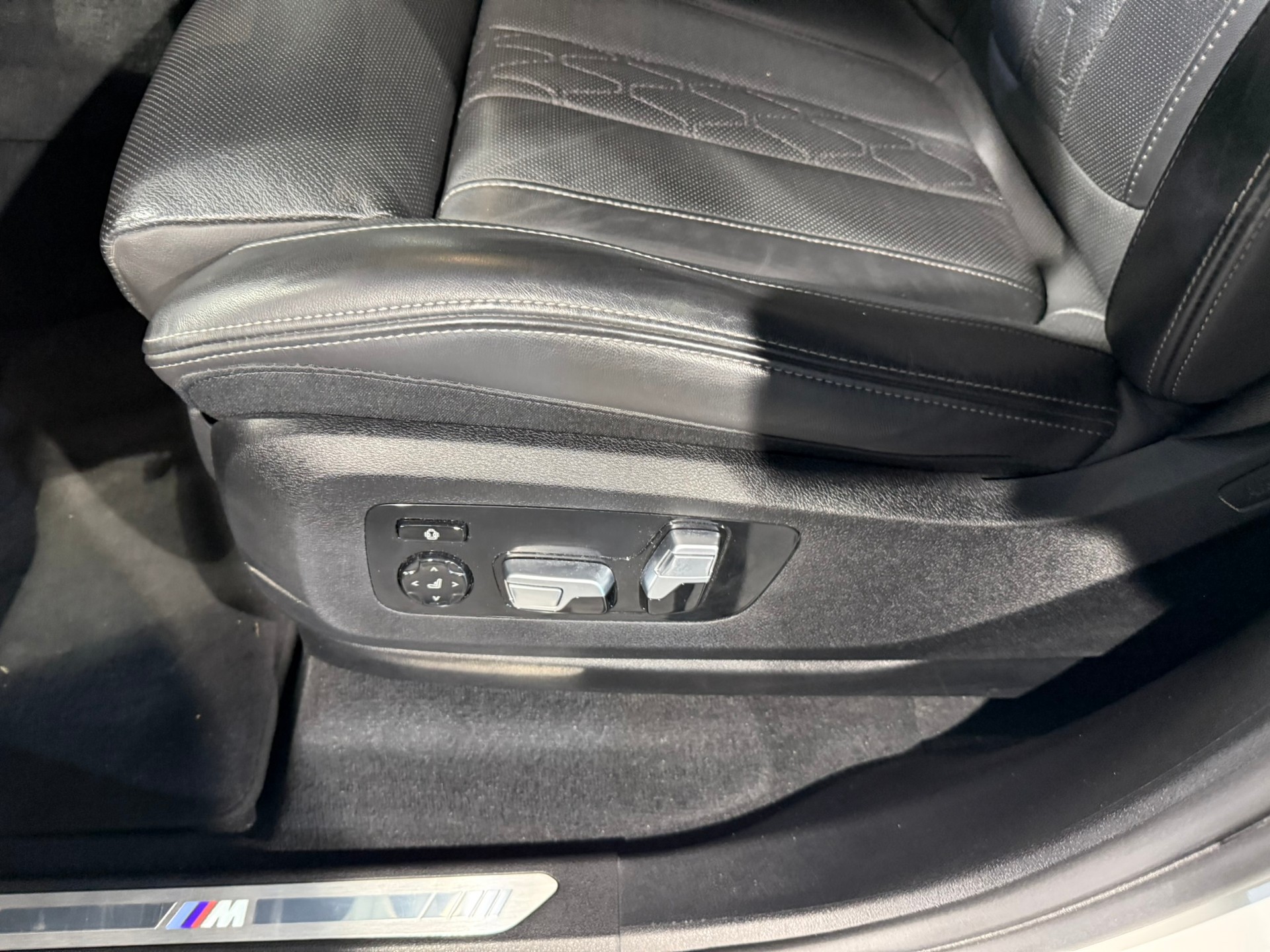 BMW X5 xDrive45e M Sport Steptronic-image-21