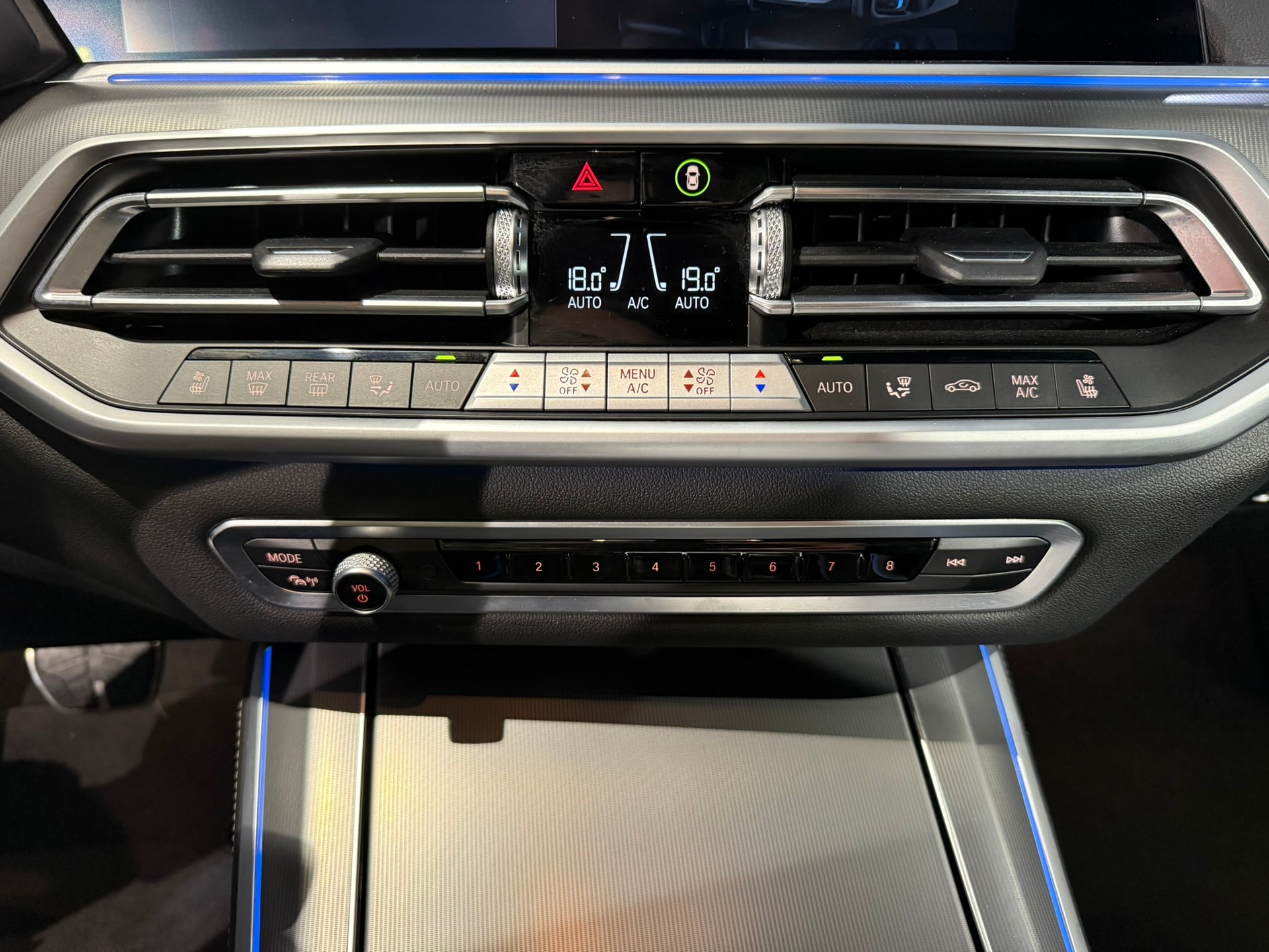 BMW X5 xDrive45e M Sport Steptronic-image-24