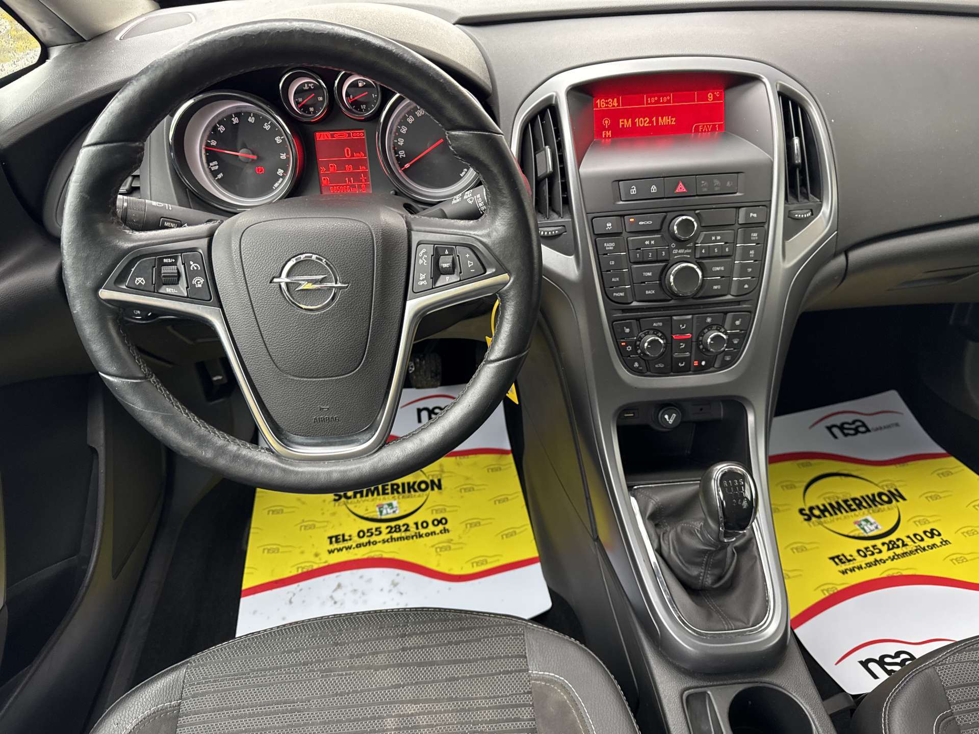 OPEL Astra SportsTourer 1.4i 16V Turbo-image-12