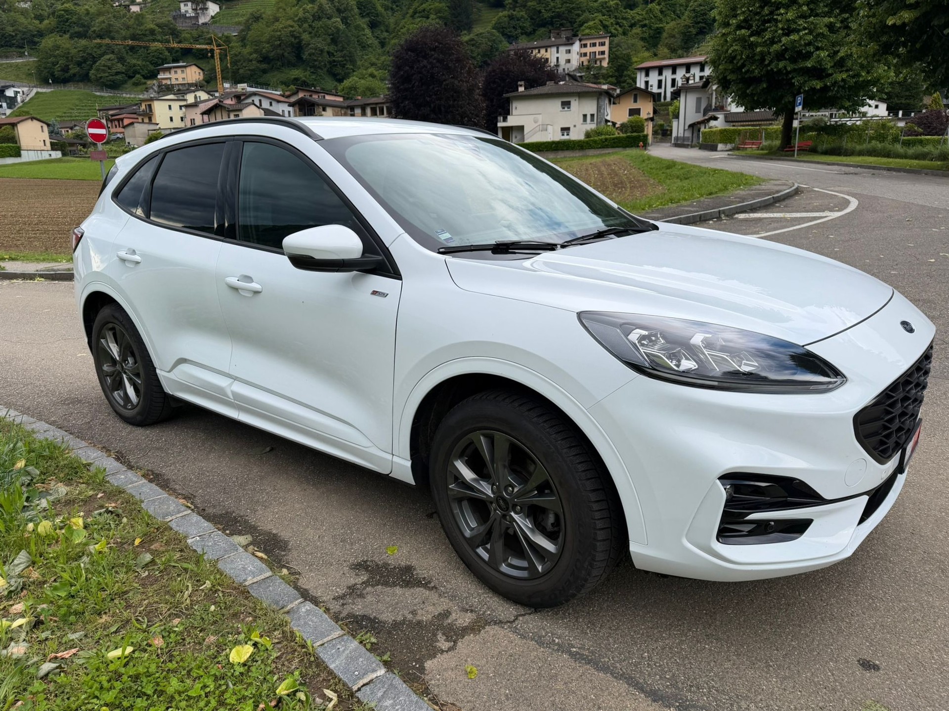 FORD Kuga 2.5 PHEV ST-Line X 2WD-image-1