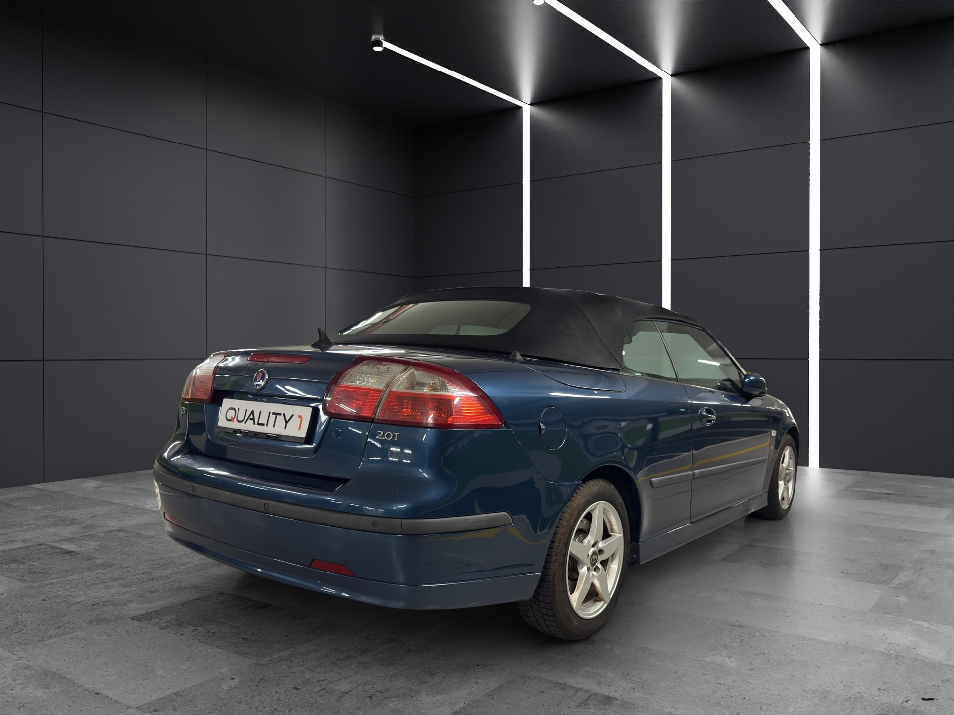 SAAB 9-3 2.0T Vector-image-4