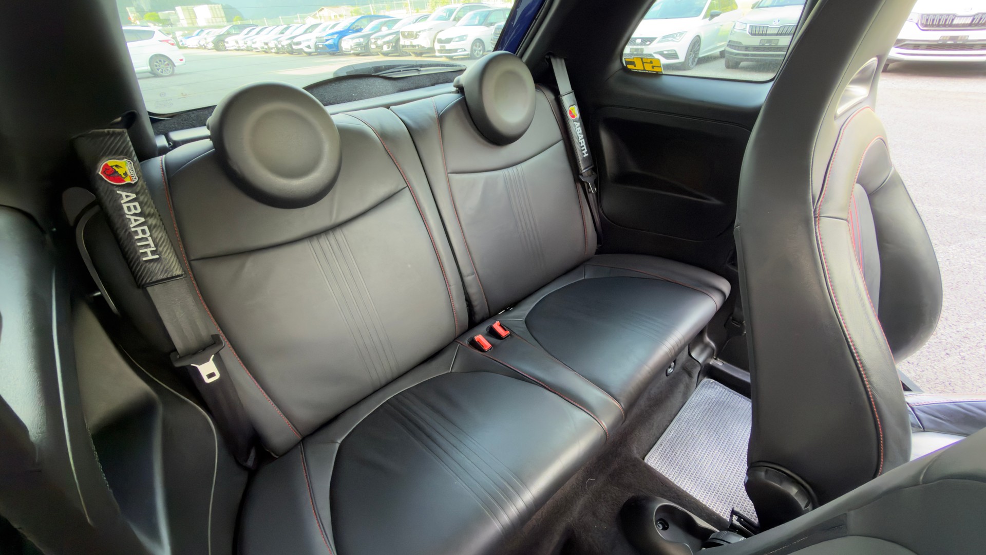 FIAT 595 Abarth 1.4 T-Jet 180 Competizione-image-15