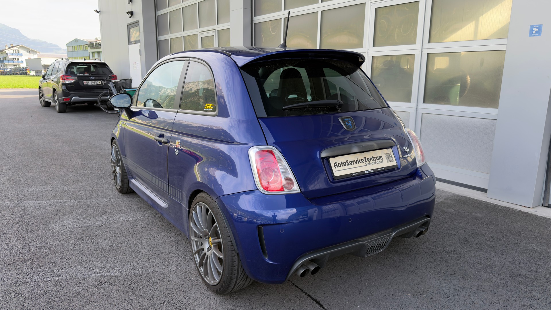FIAT 595 Abarth 1.4 T-Jet 180 Competizione-image-1