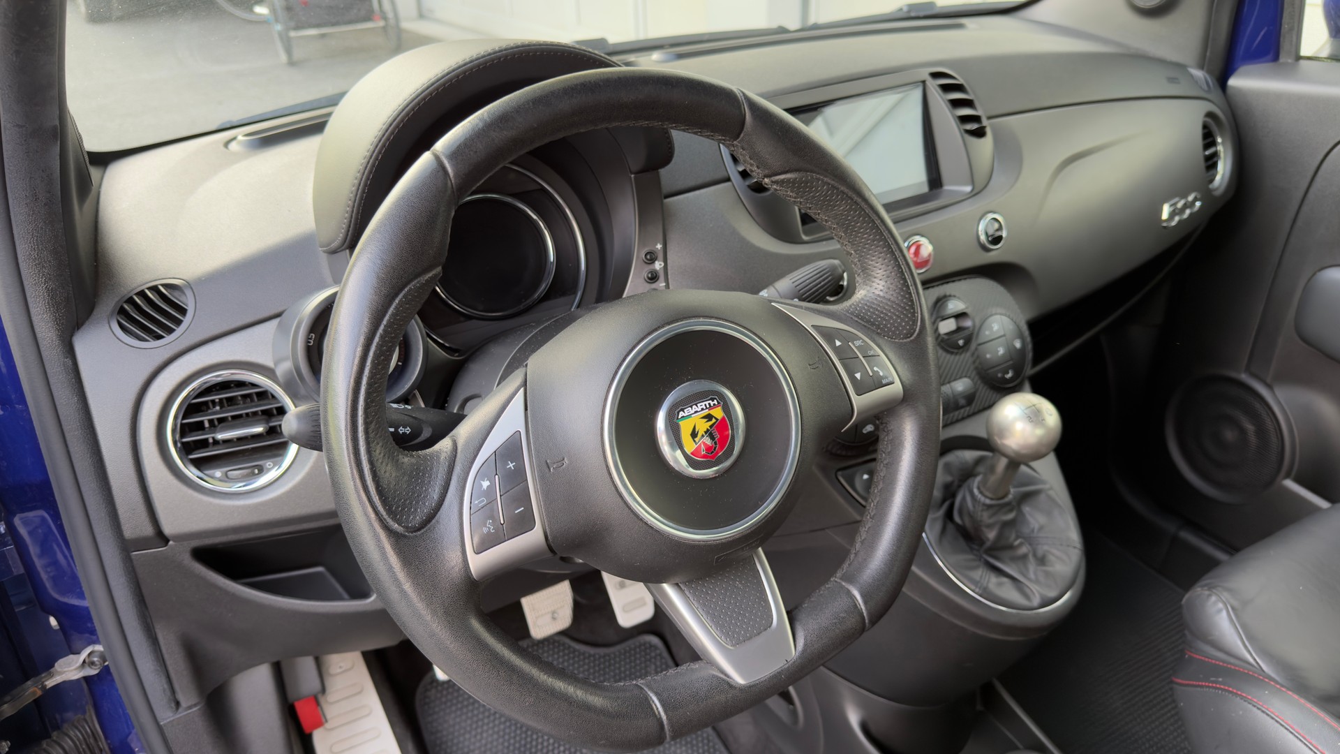 FIAT 595 Abarth 1.4 T-Jet 180 Competizione-image-11