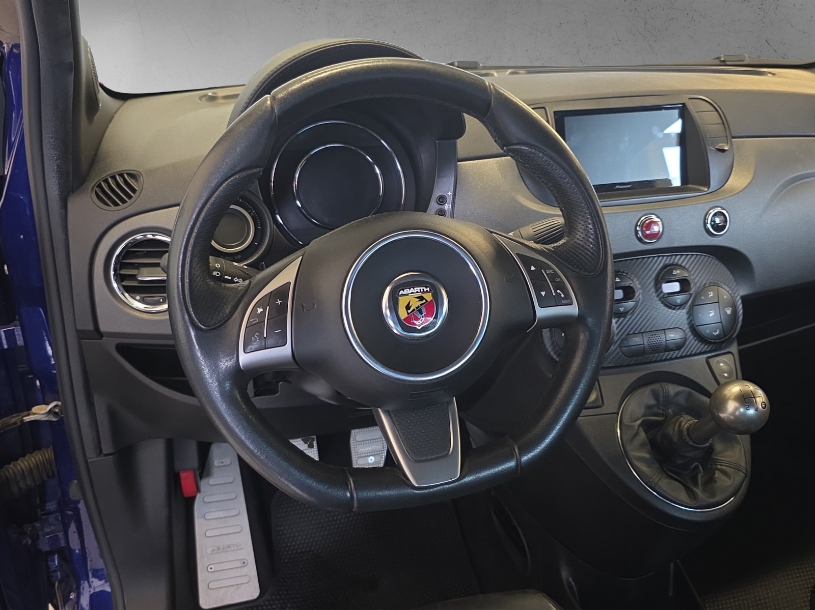 FIAT 595 Abarth 1.4 T-Jet 180 Competizione-image-7