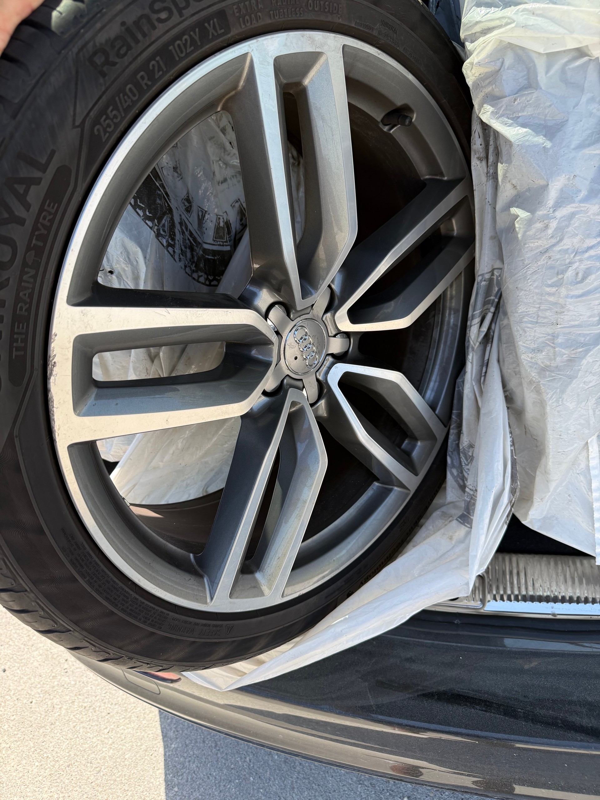AUDI SQ5 3.0 TDI plus quattro tiptronic-image-14