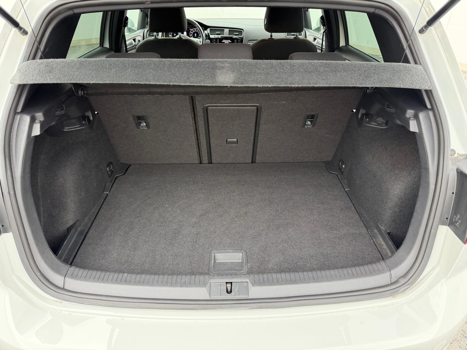 VW Golf 2.0 TSI GTI Performance DSG-image-11