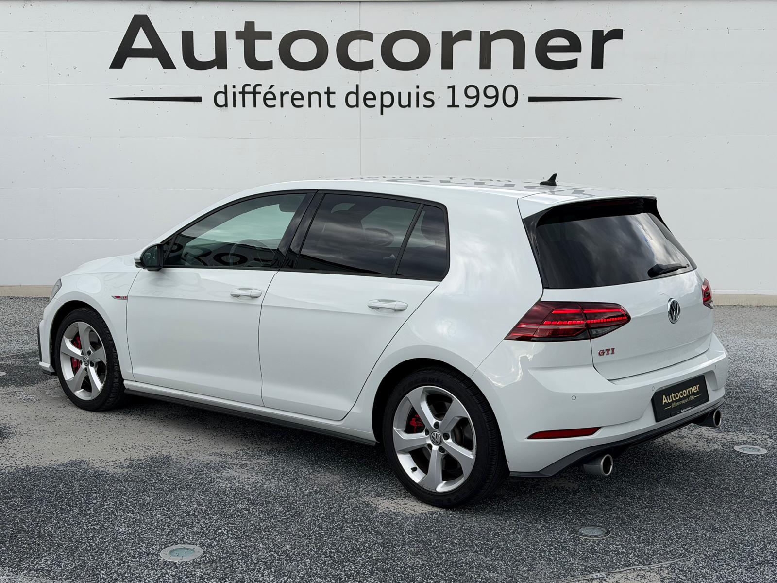 VW Golf 2.0 TSI GTI Performance DSG-image-2