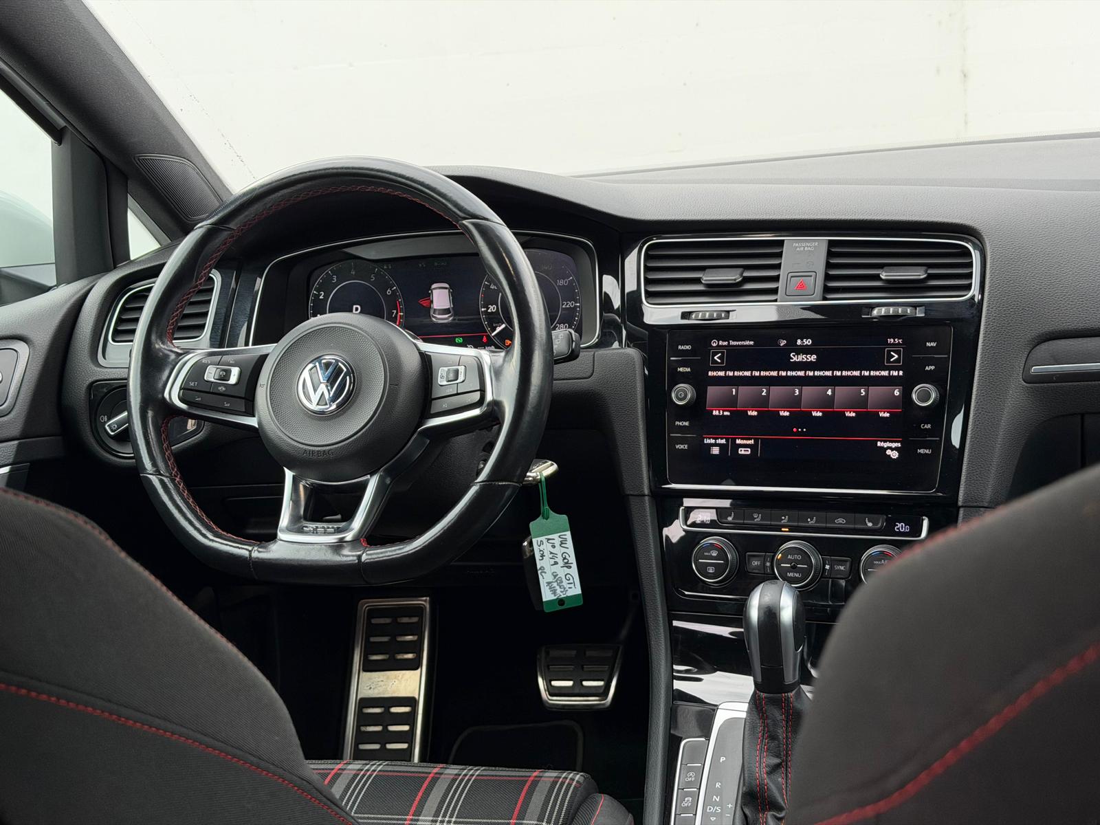 VW Golf 2.0 TSI GTI Performance DSG-image-8