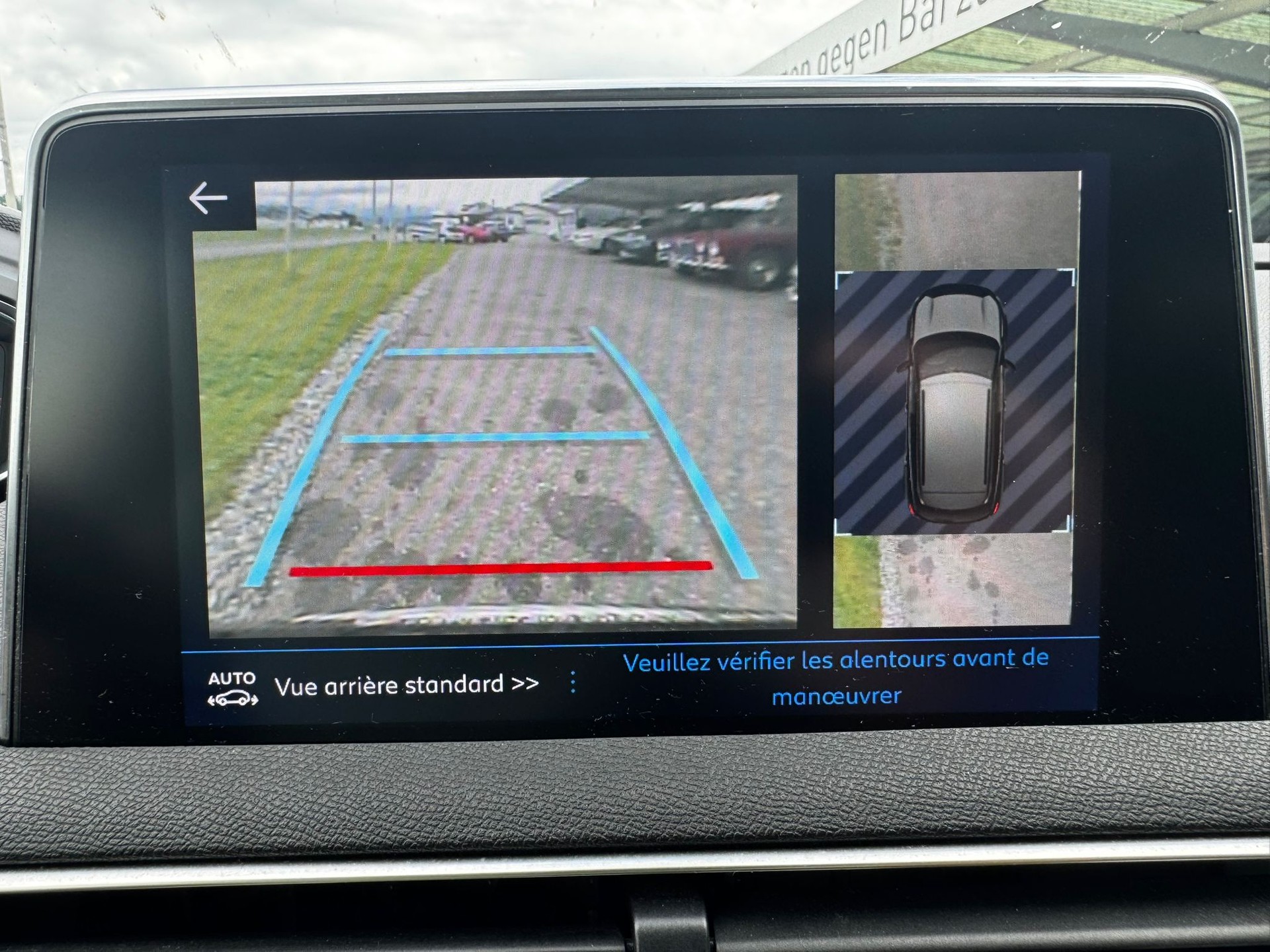 PEUGEOT 3008 1.2 PureTech Active EAT-image-10