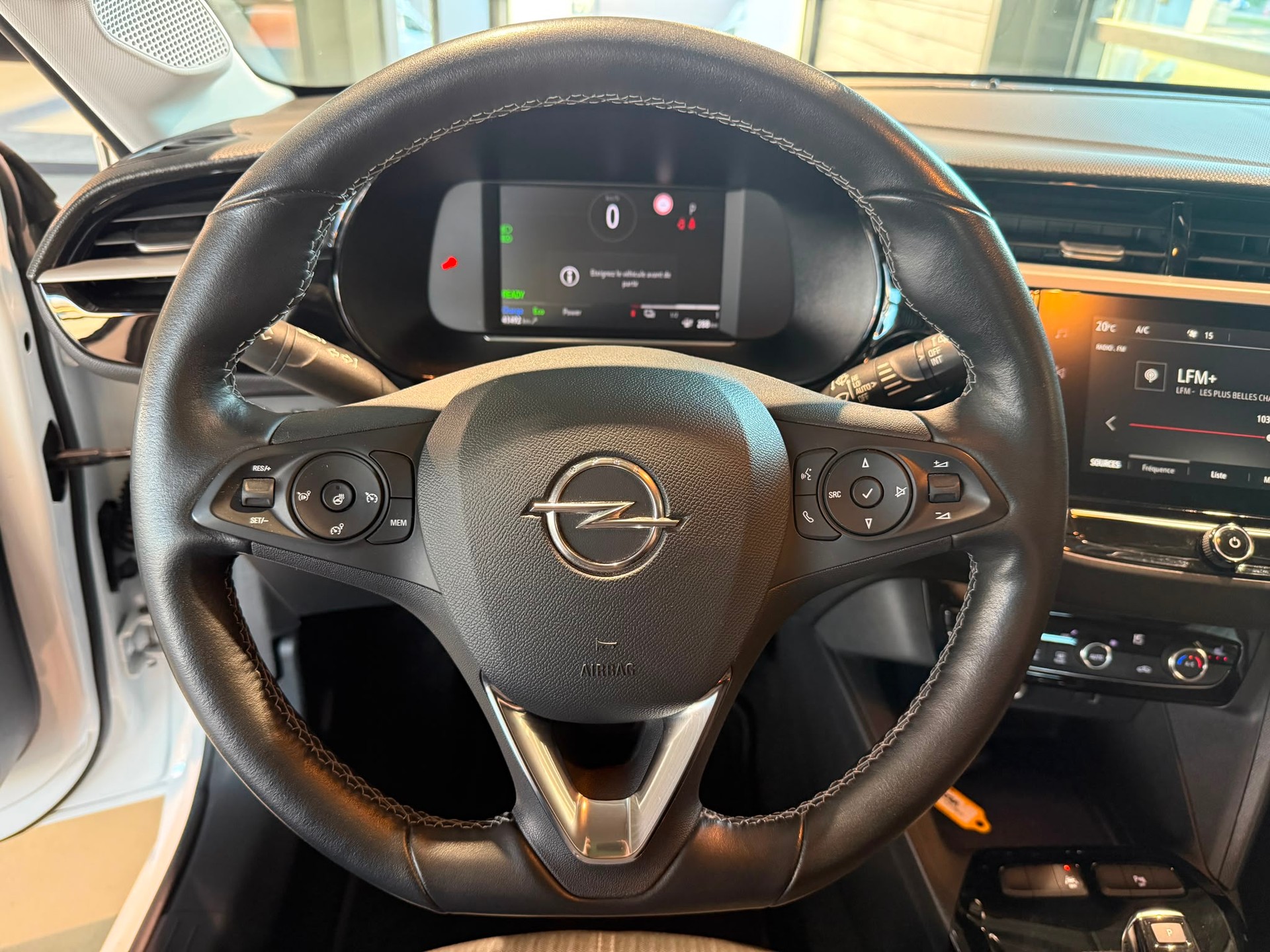 OPEL Corsa e-Edition-image-14