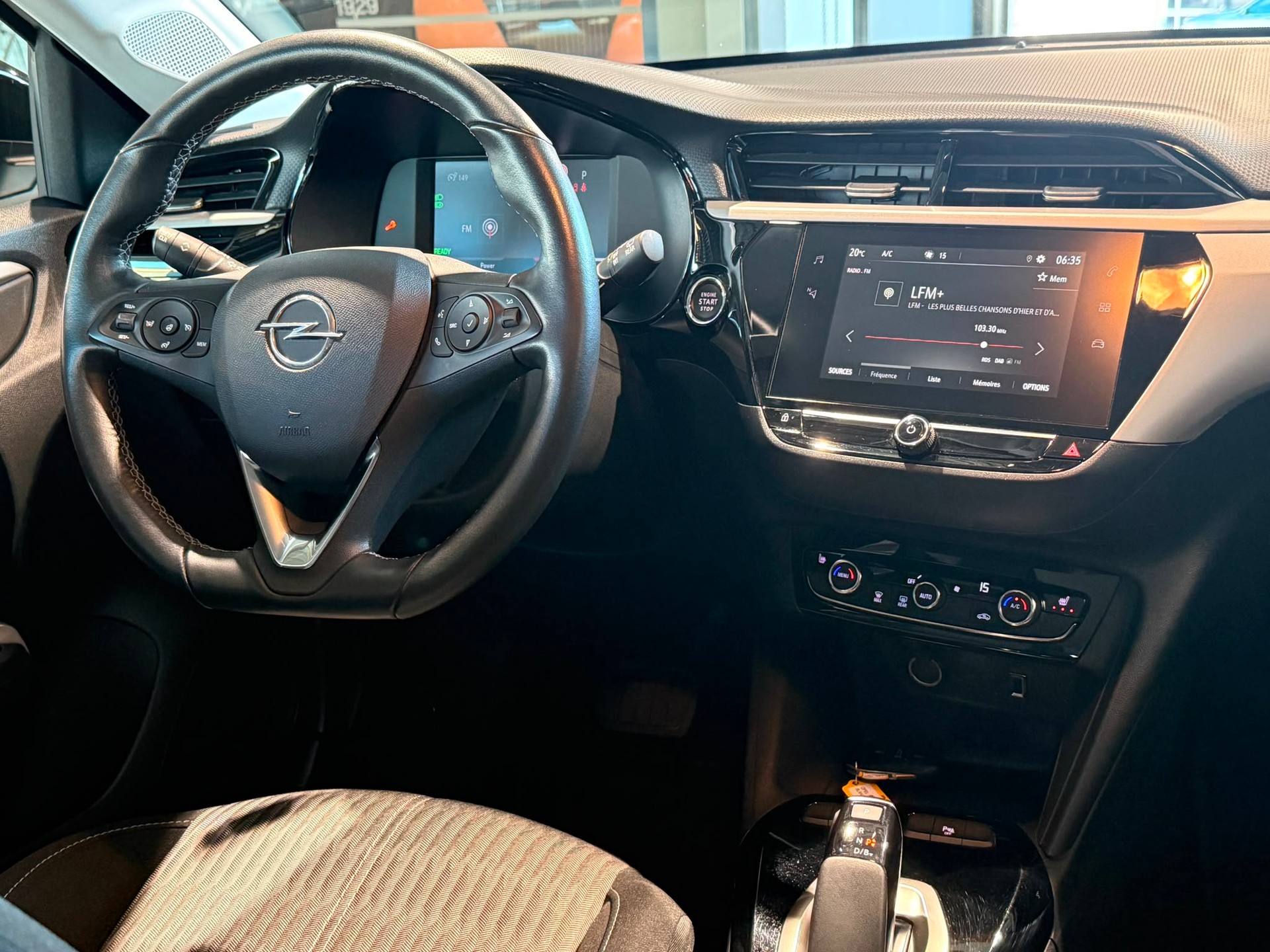 OPEL Corsa e-Edition-image-13