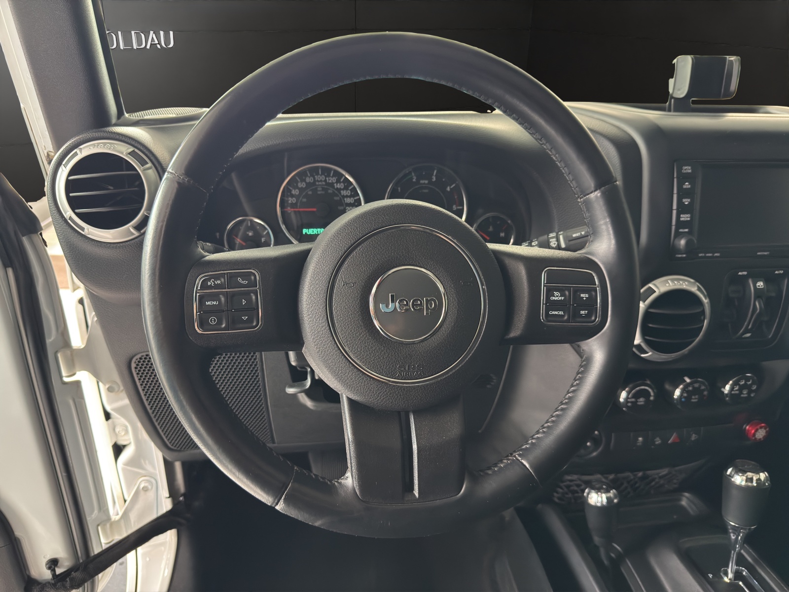 JEEP Wrangler 2.8CRD Unlimited Sahara X Automatic-image-8