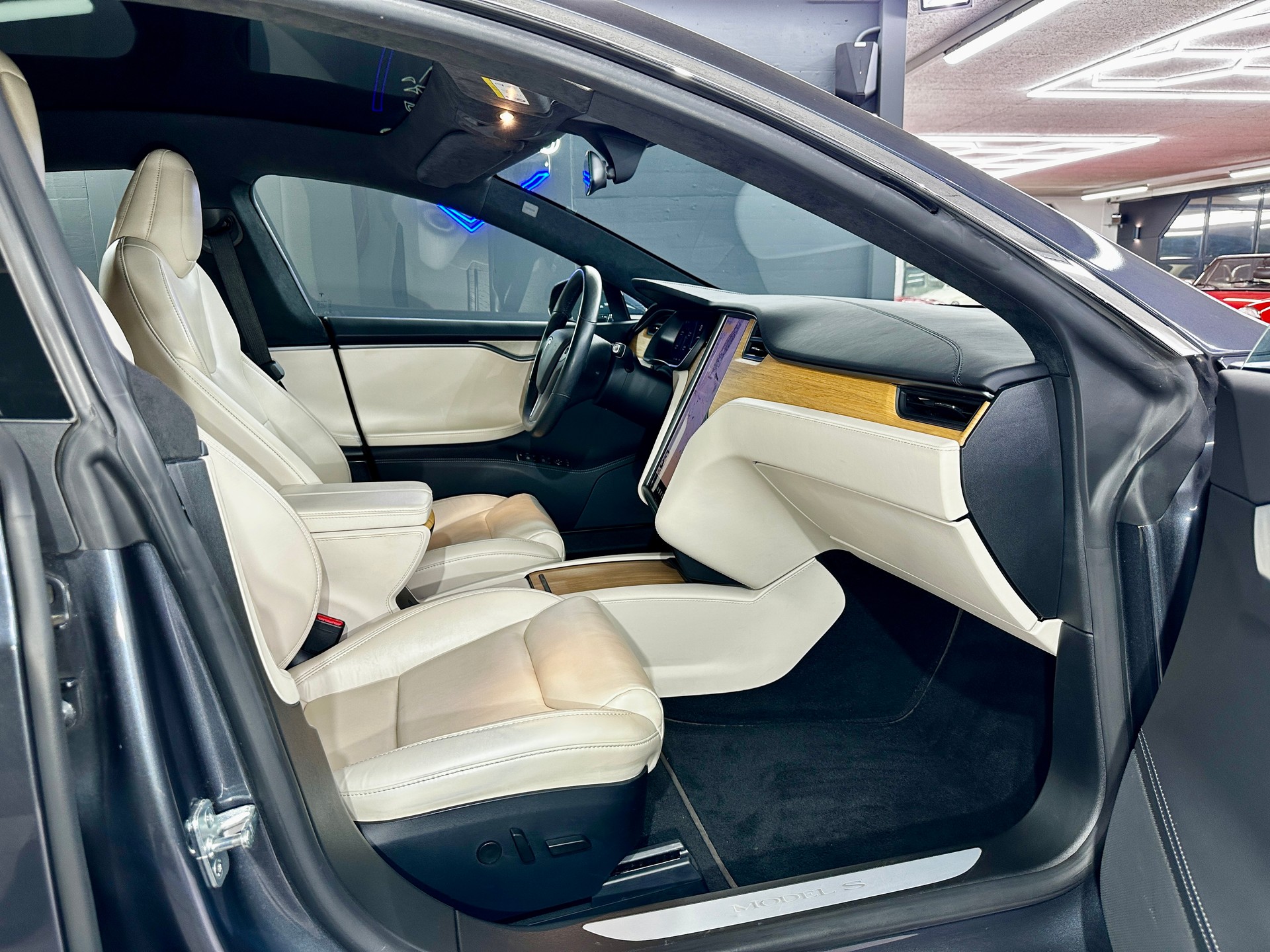 TESLA Model S Ludicrous Performance ''Raven''-image-15