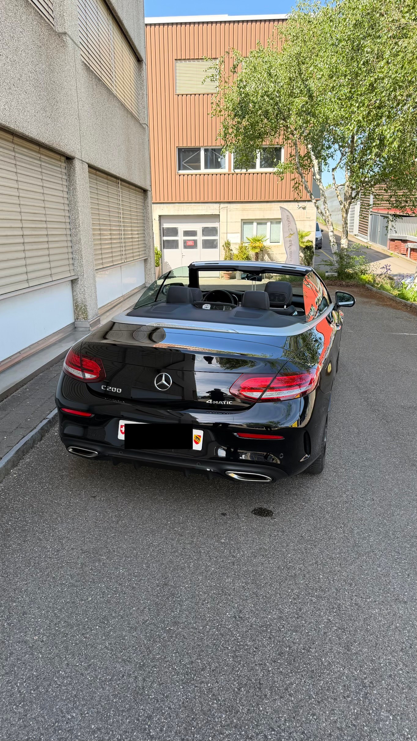 MERCEDES-BENZ C 200 AMG Line-image-3