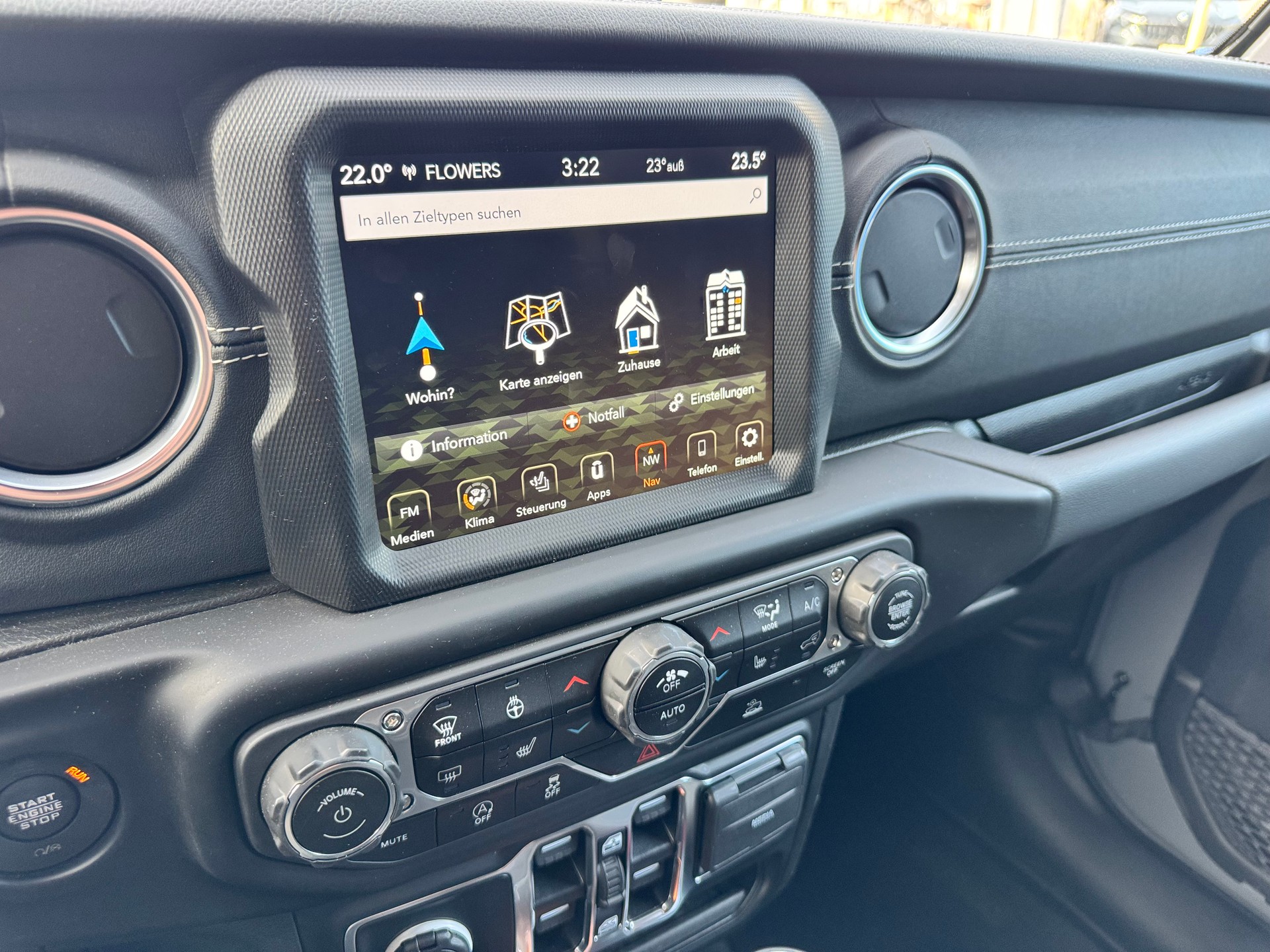 JEEP Wrangler Sahara 3,0 EcoDiesel-image-17