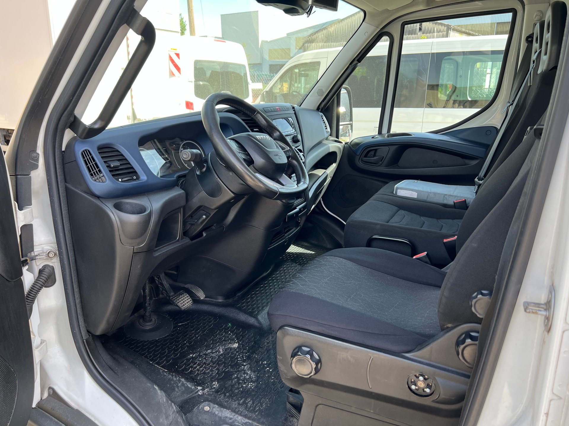 IVECO 35 S 14H A8 V-image-6