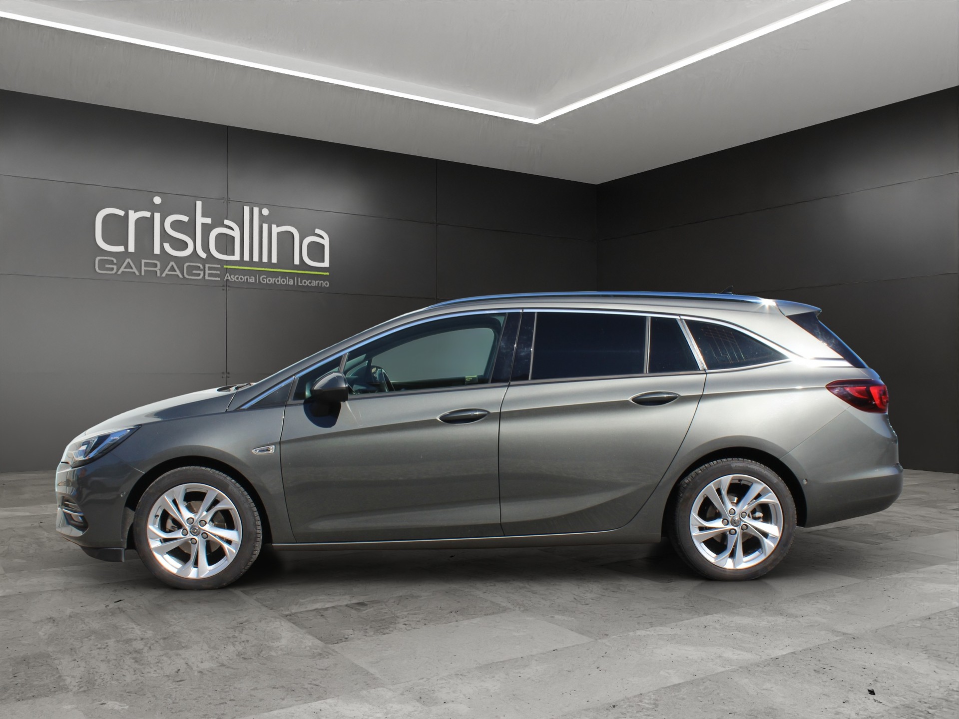 OPEL Astra Sports Tourer 1.4 T Elegance S/S-image-1